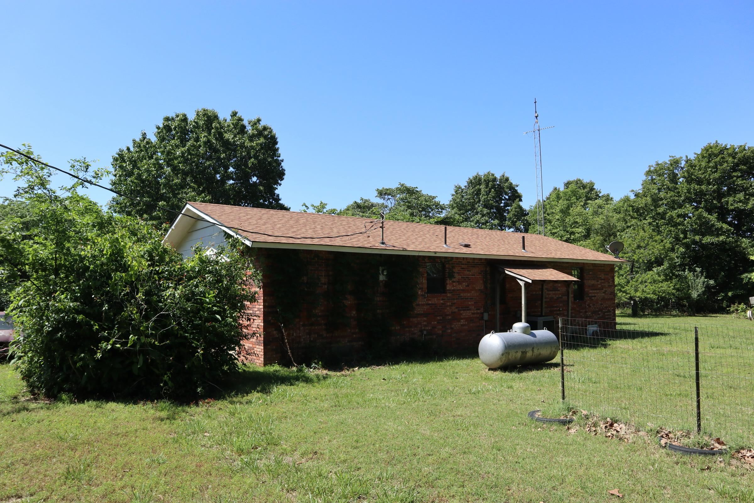 3863 Browns Chapel Rd  Viola, AR