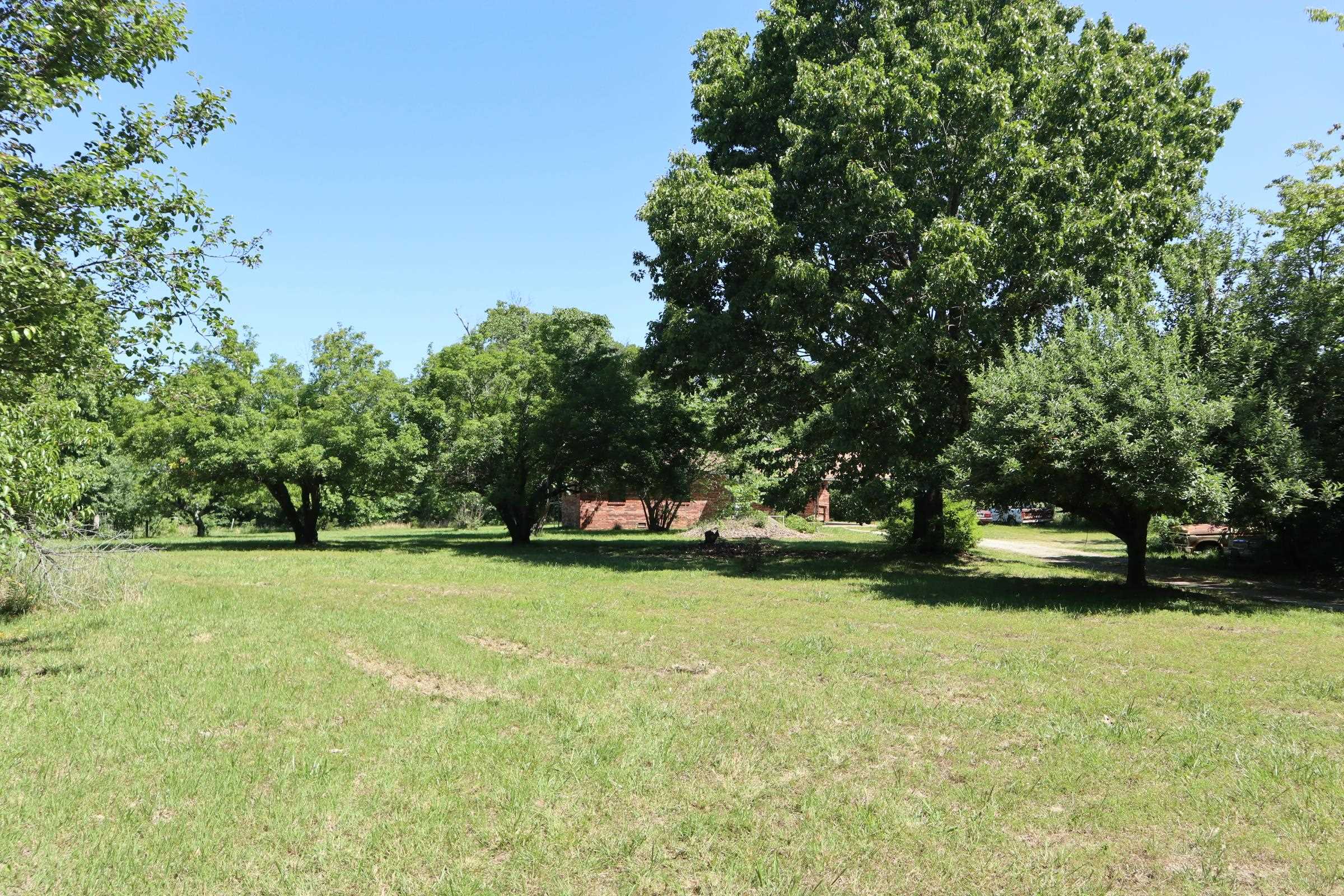 3863 Browns Chapel Rd  Viola, AR