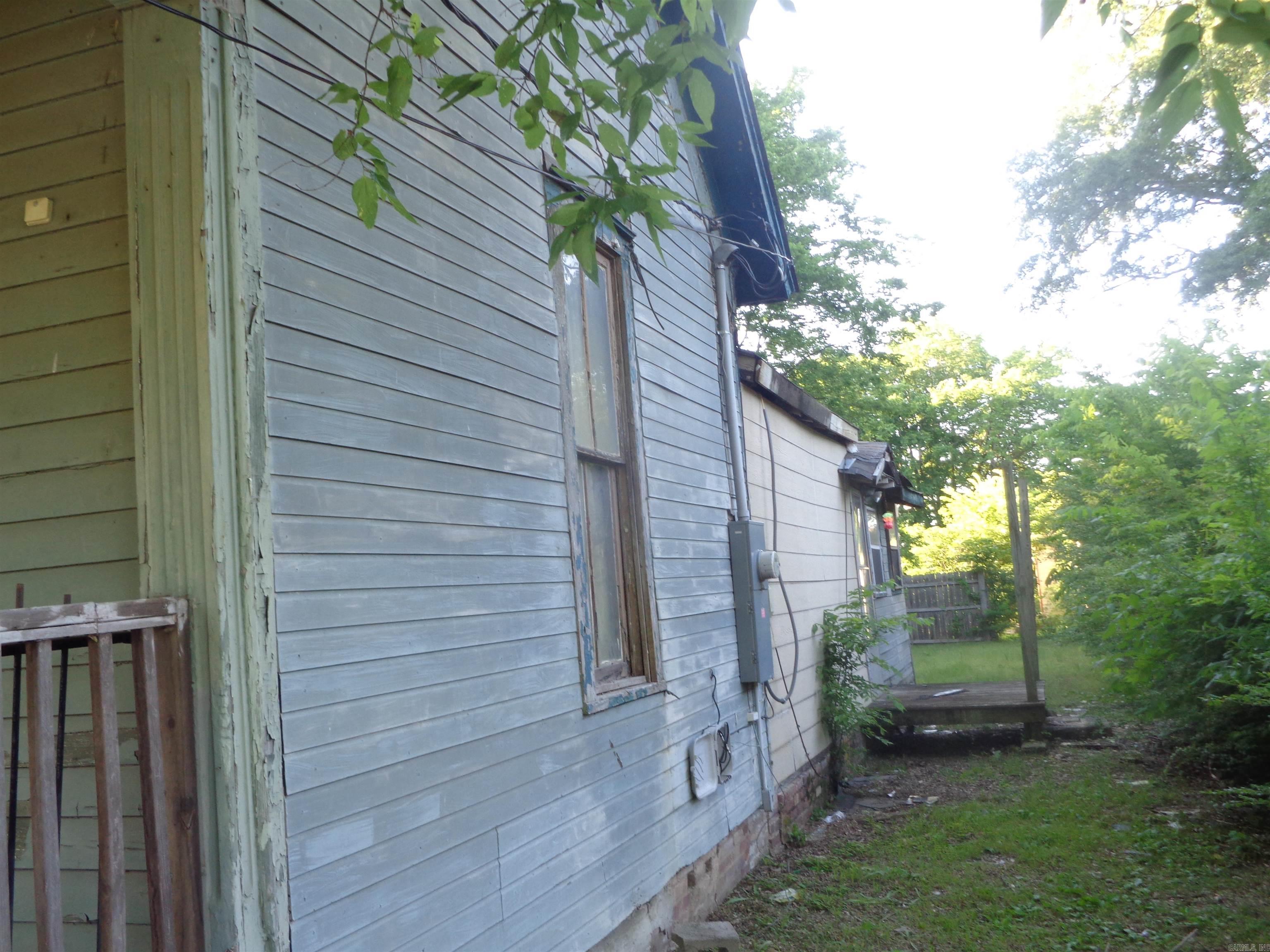 1018 E 10th  Little Rock, AR