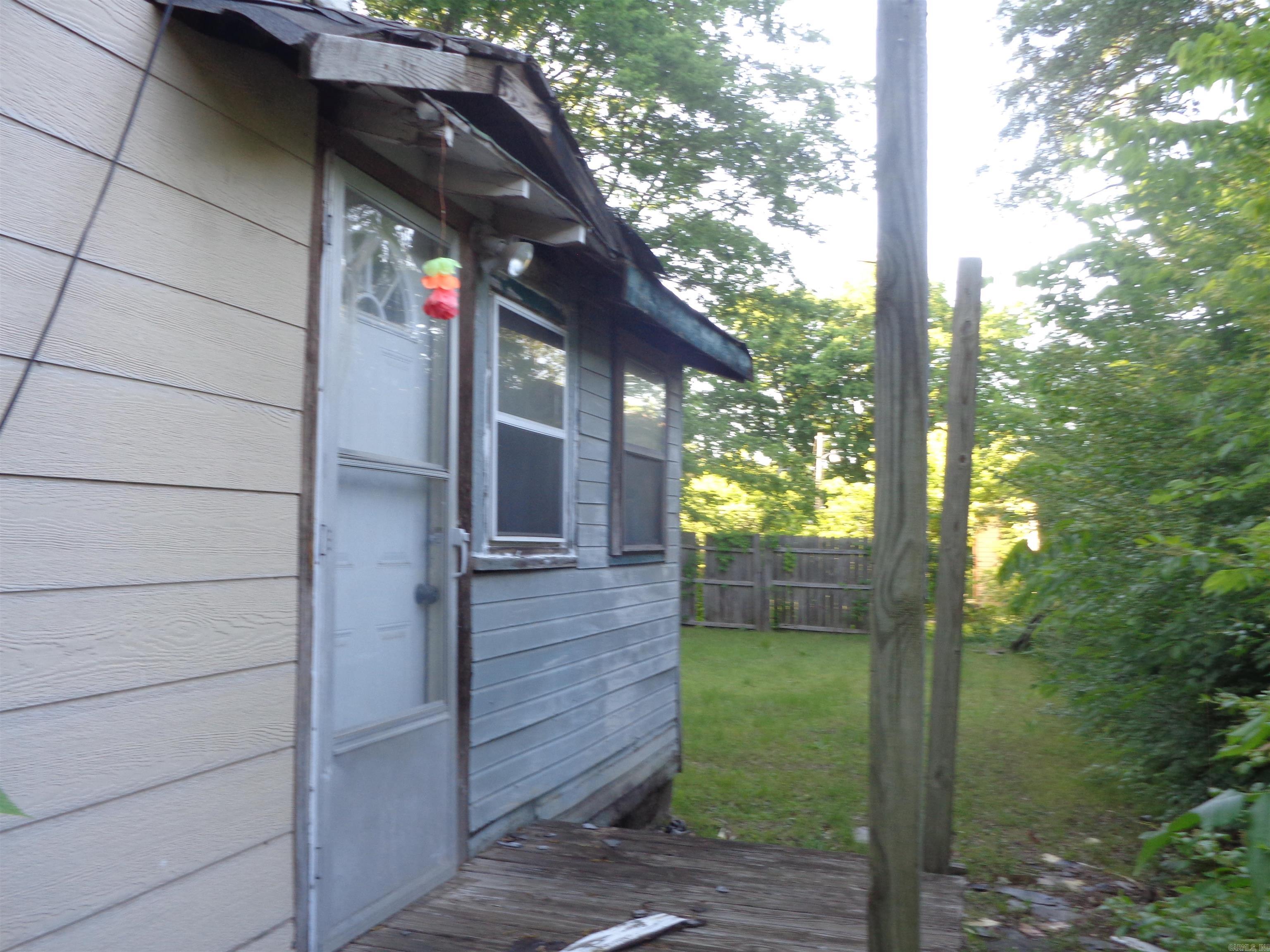 1018 E 10th  Little Rock, AR