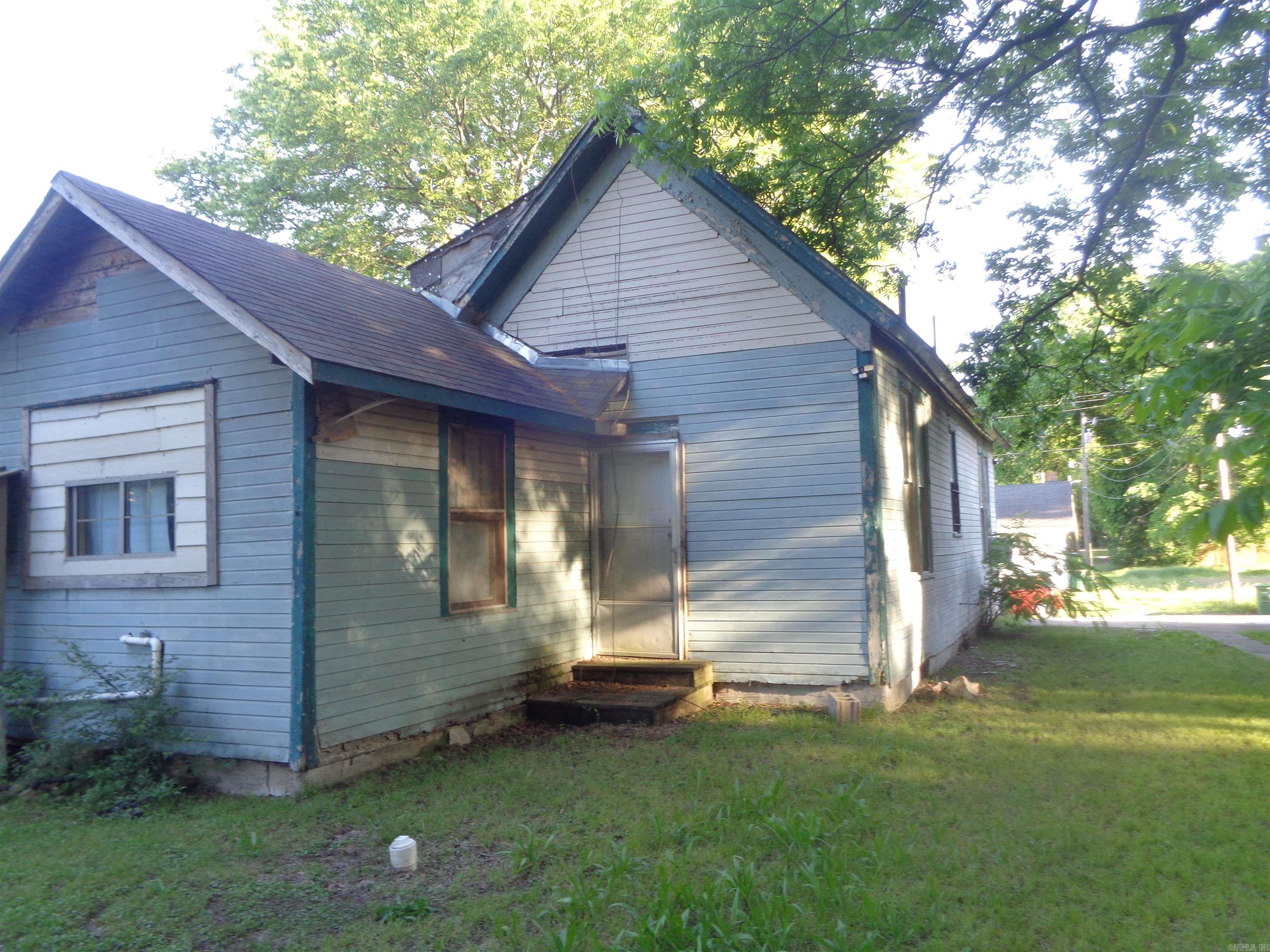 1018 E 10th  Little Rock, AR