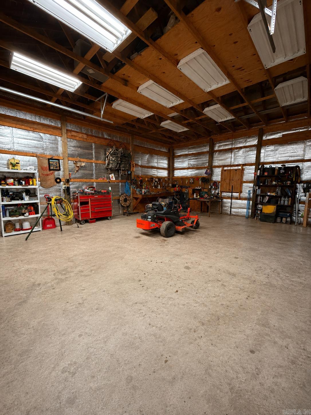 105 Old River  Newark, AR