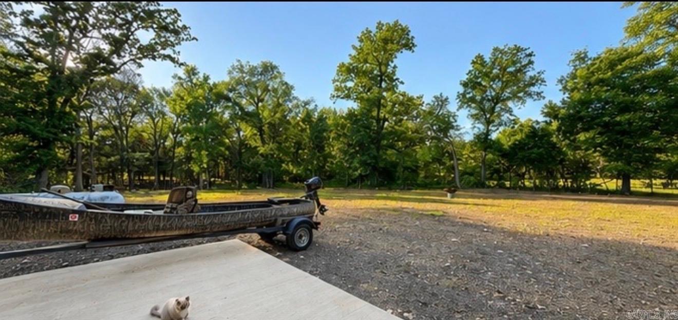 105 Old River  Newark, AR