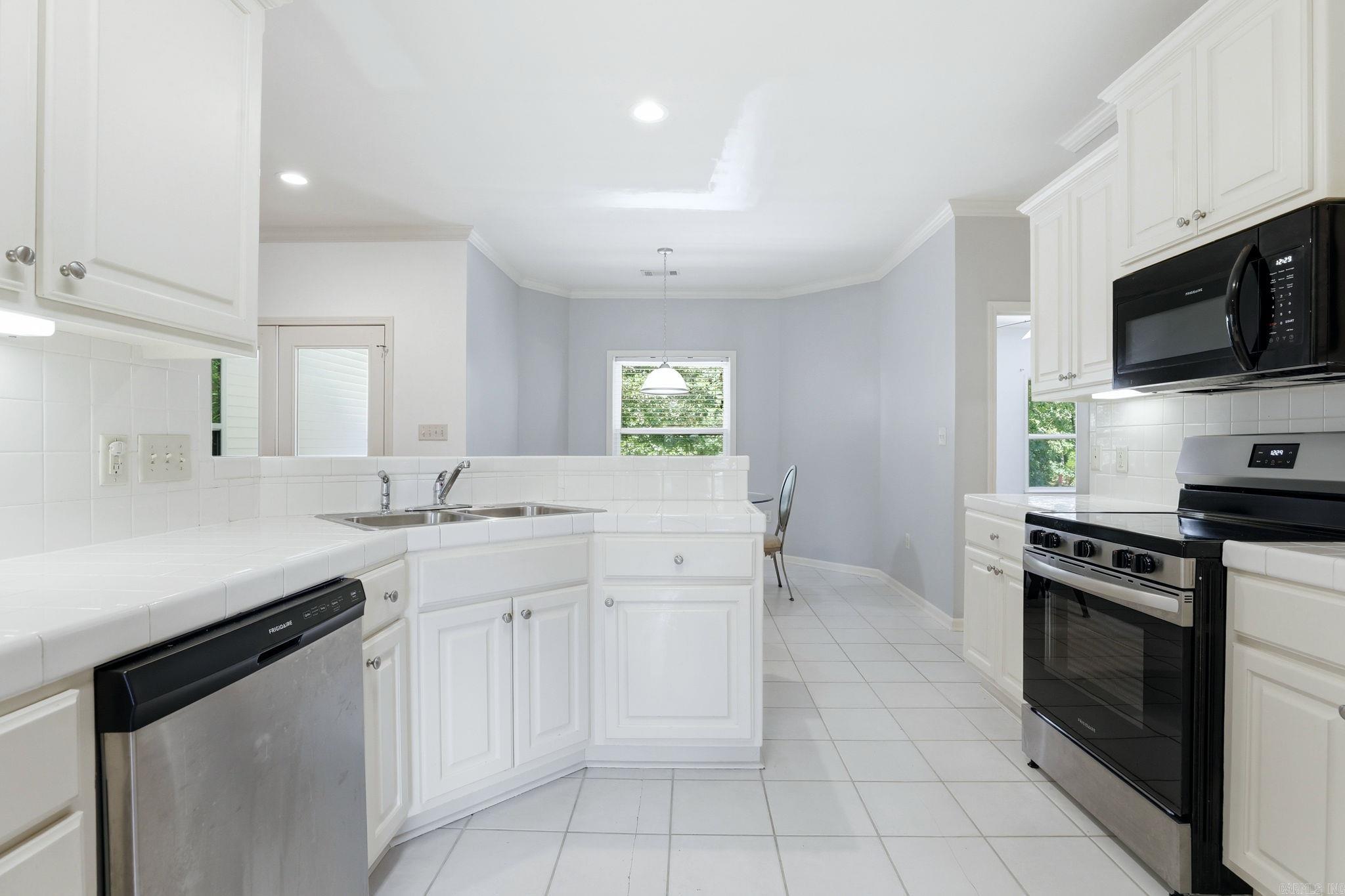 51 Ouachita  Maumelle, AR