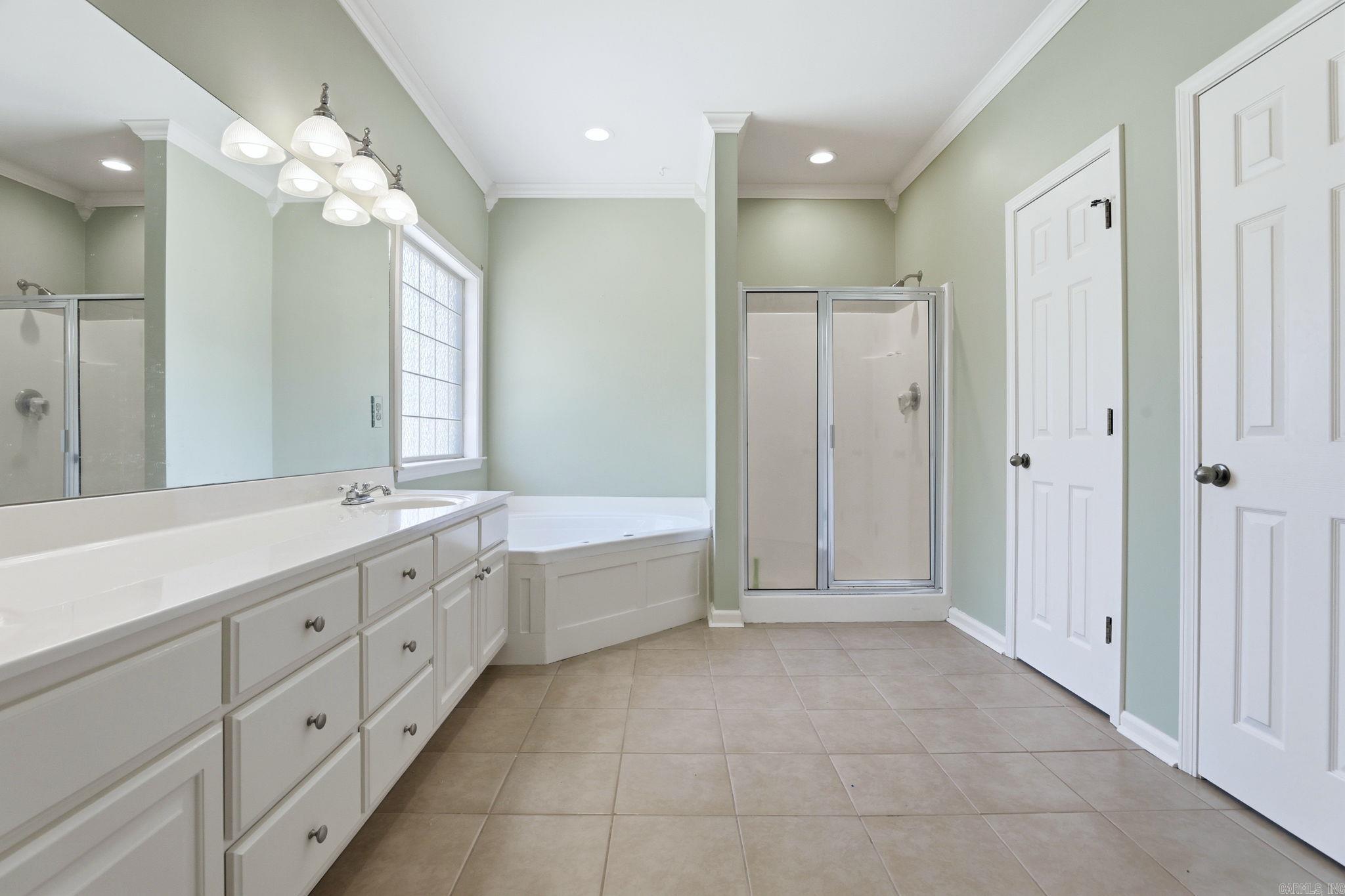 51 Ouachita  Maumelle, AR