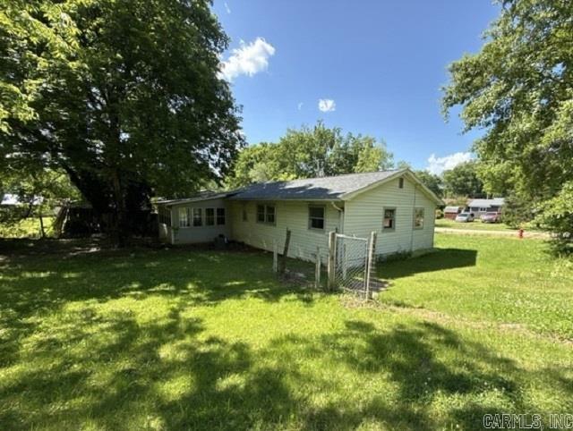 109 College St  Van Buren, MO