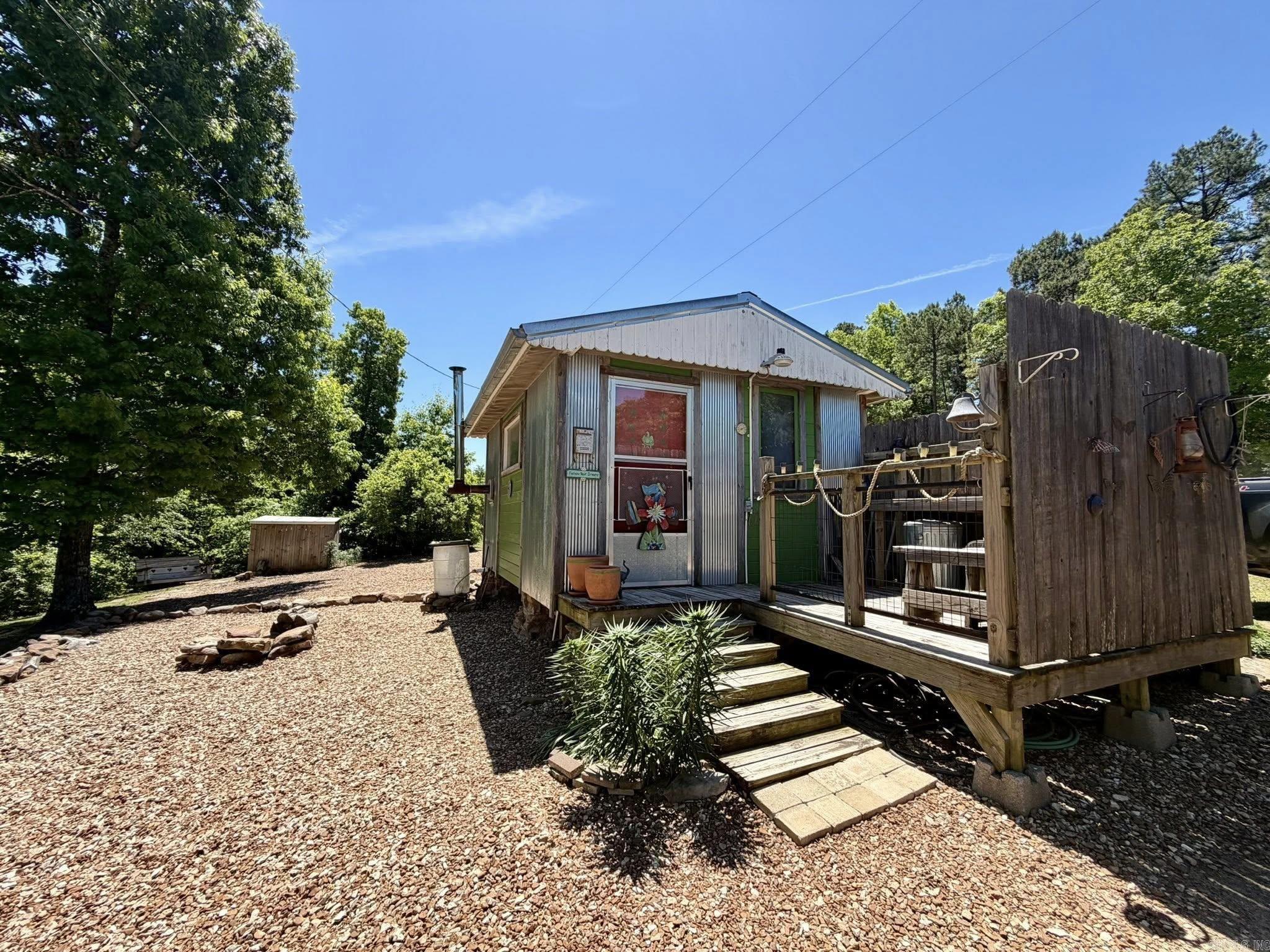 6356 Sunny Fox Rd.  Mountain View, AR