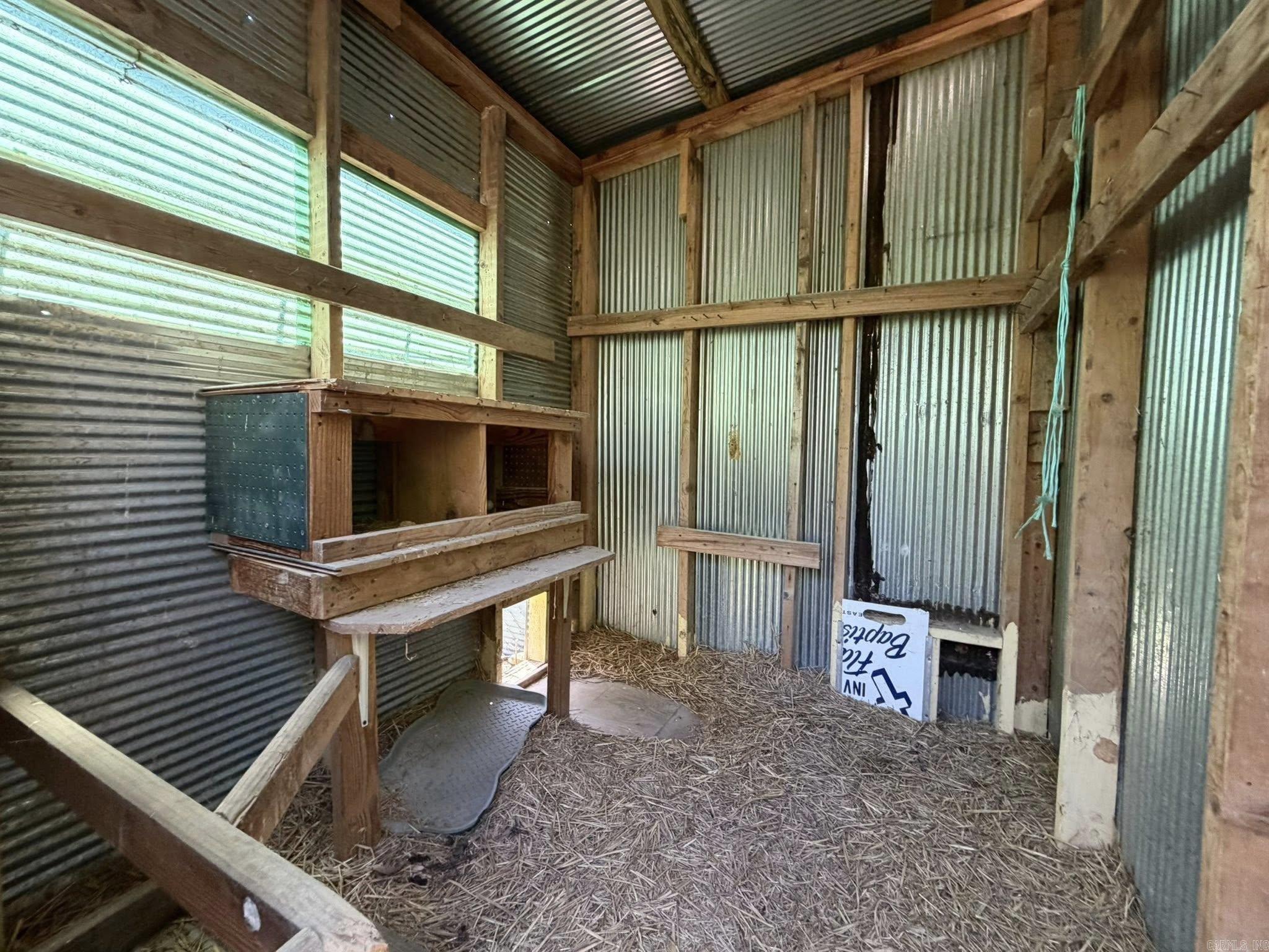 6356 Sunny Fox Rd.  Mountain View, AR