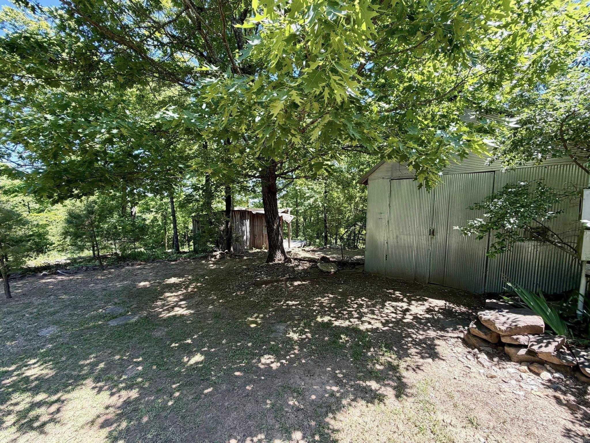 6356 Sunny Fox Rd.  Mountain View, AR