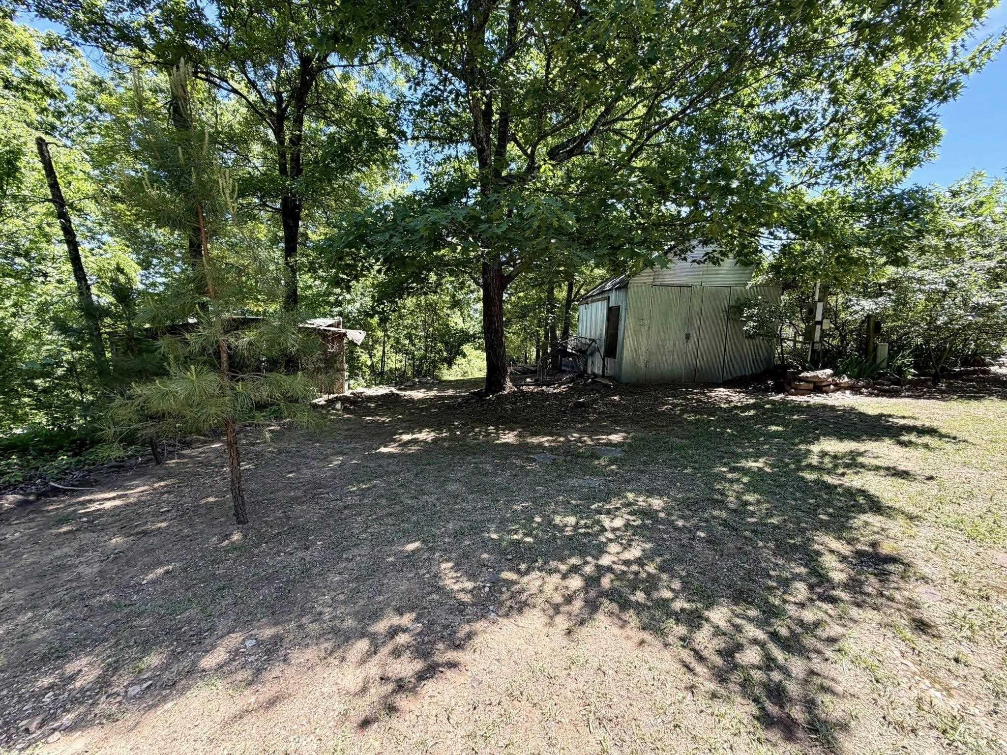 6356 Sunny Fox Rd.  Mountain View, AR