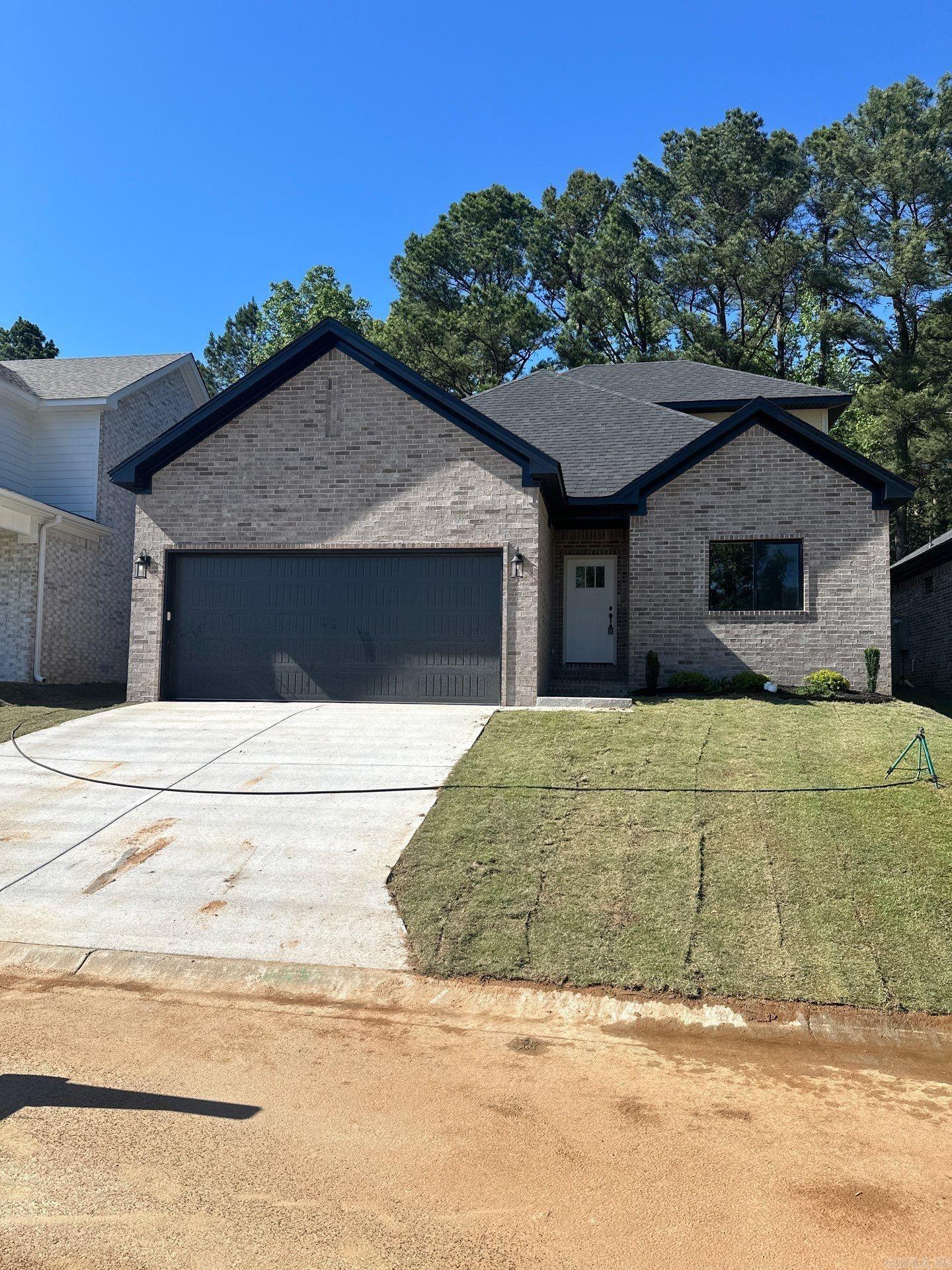 1124 Grand Teton  Benton, AR