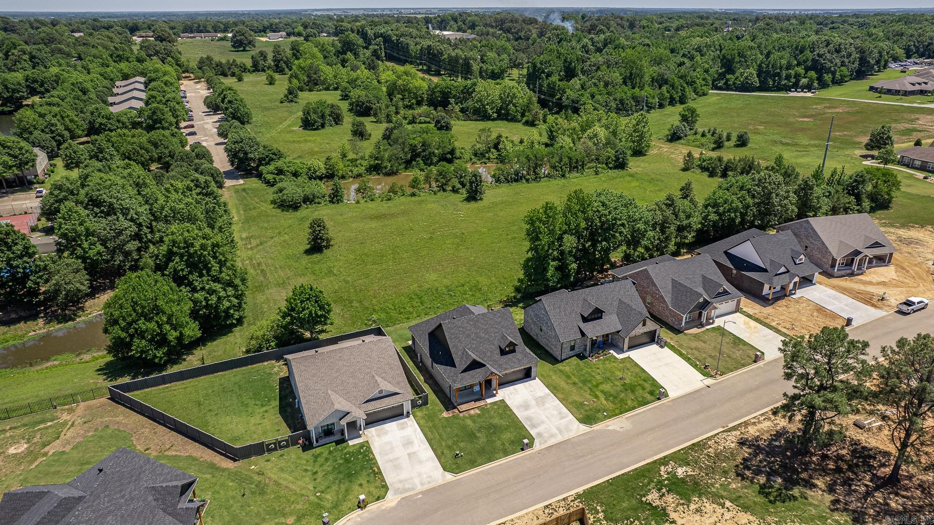 1101 Summit Ridge Trail  Paragould, AR