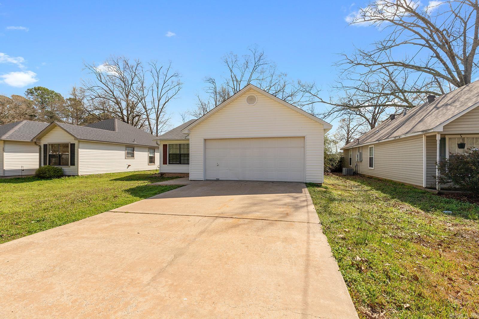 304 SE 2nd  Bryant, AR