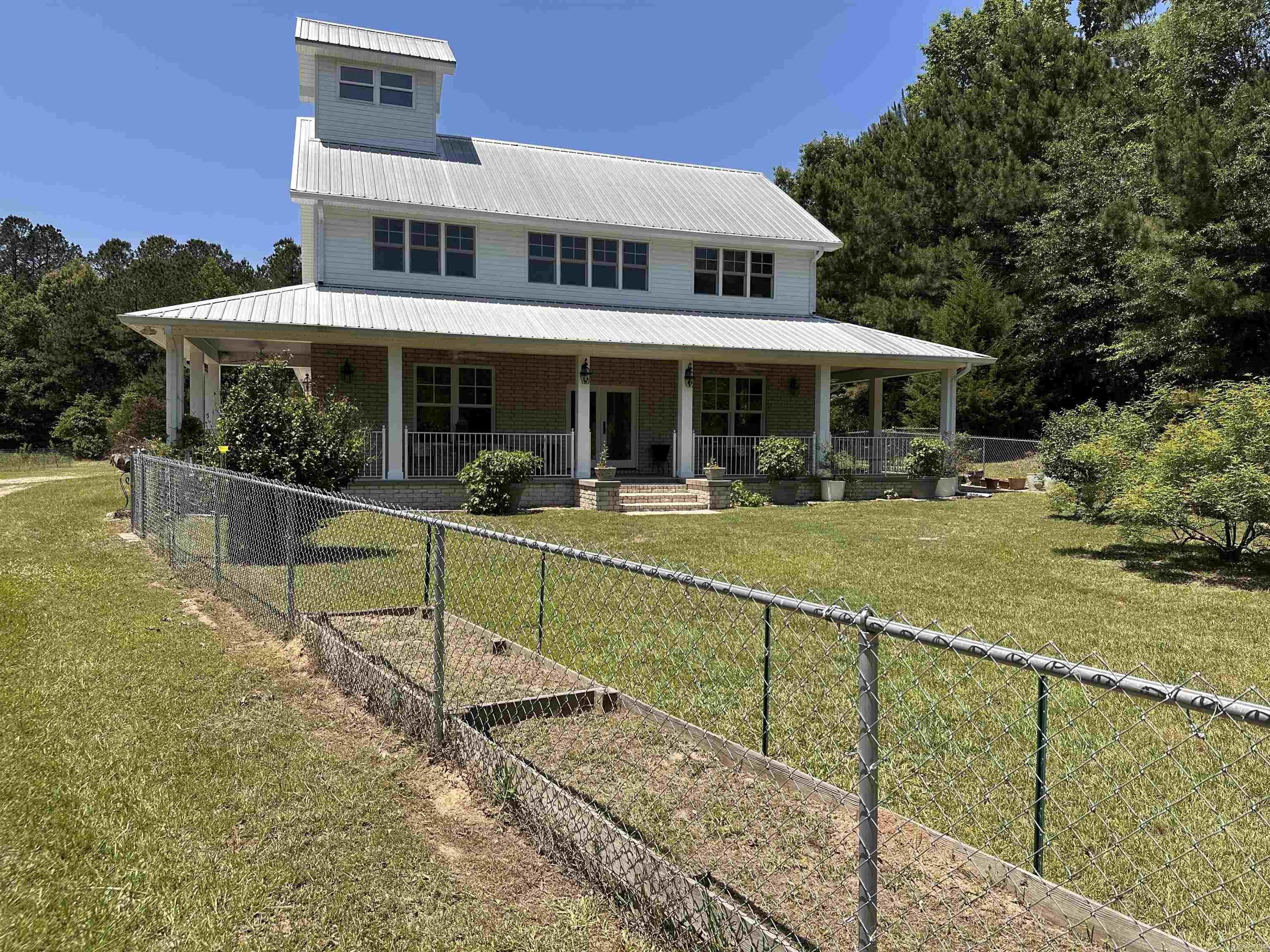 1533 E Columbia Road 2  Emerson, AR