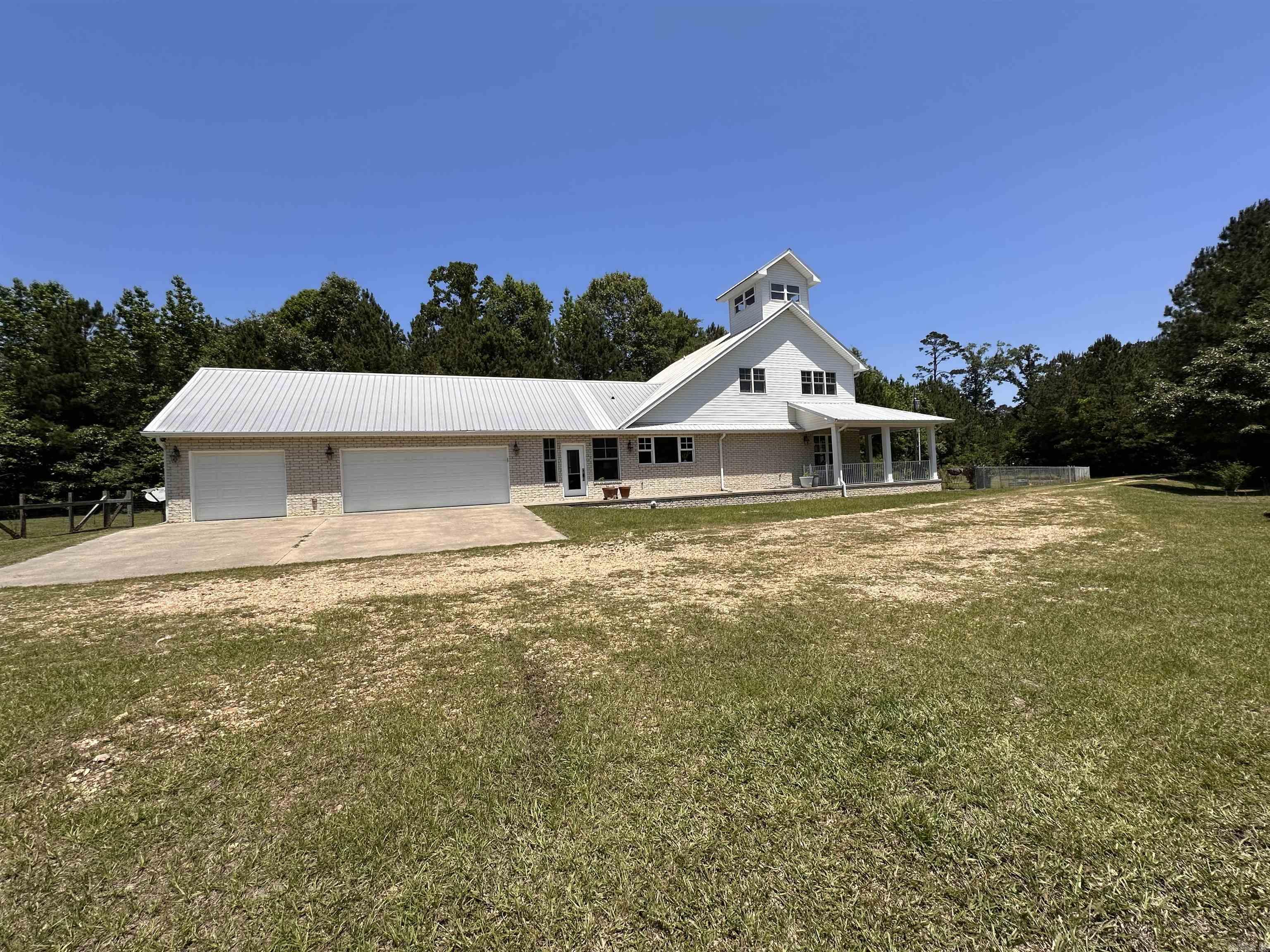 1533 E Columbia Road 2  Emerson, AR
