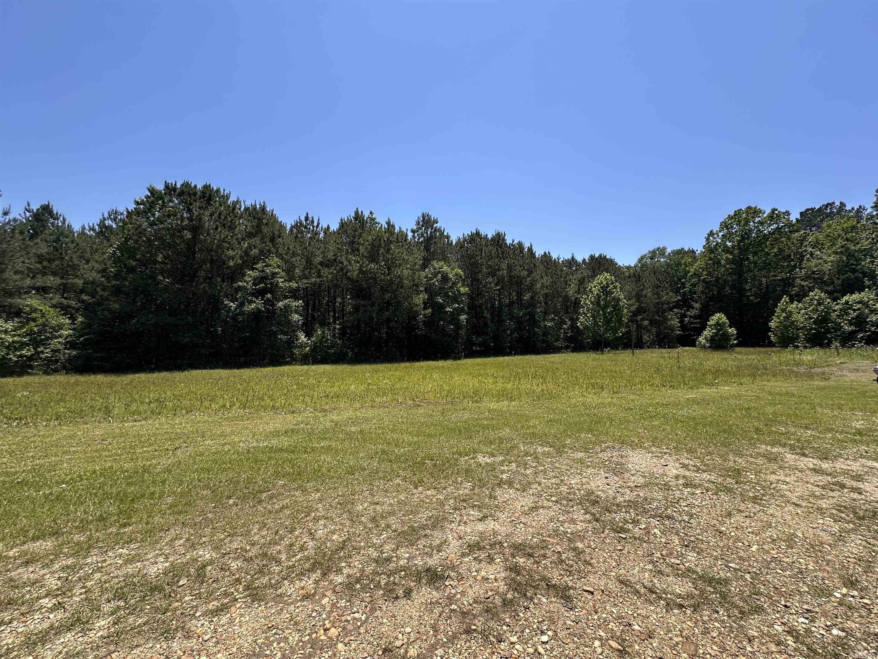 1533 E Columbia Road 2  Emerson, AR