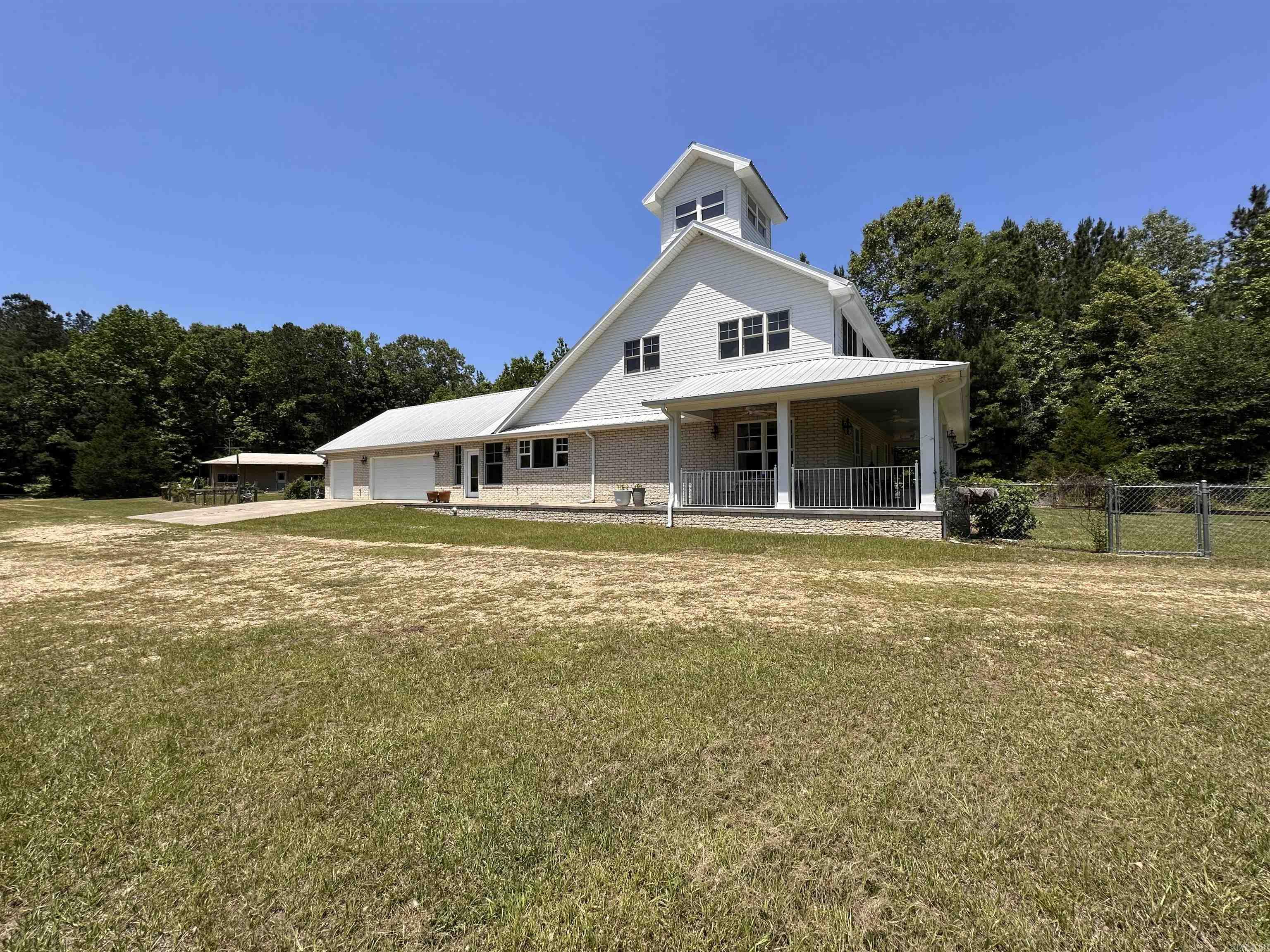 1533 E Columbia Road 2  Emerson, AR