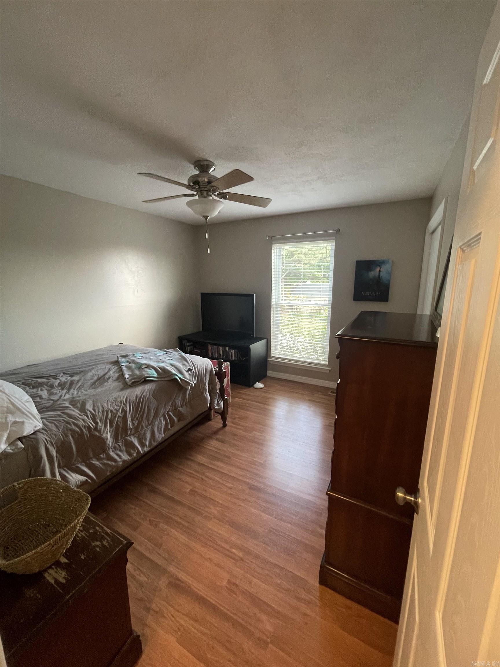 16 Flourite  LITTLE FLOCK, AR