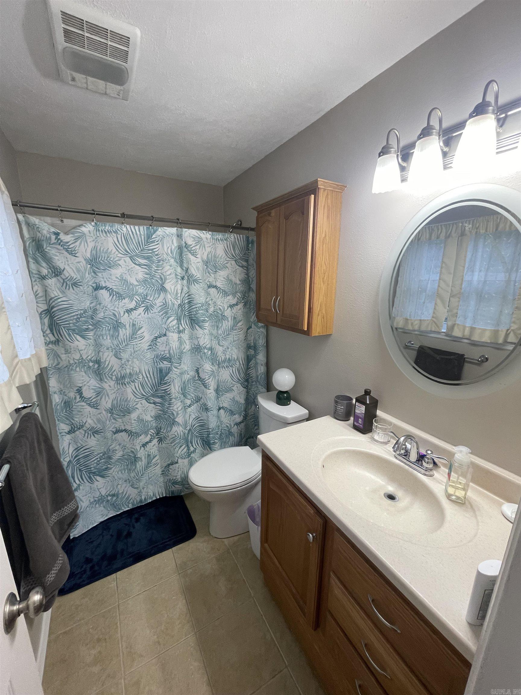 16 Flourite  LITTLE FLOCK, AR