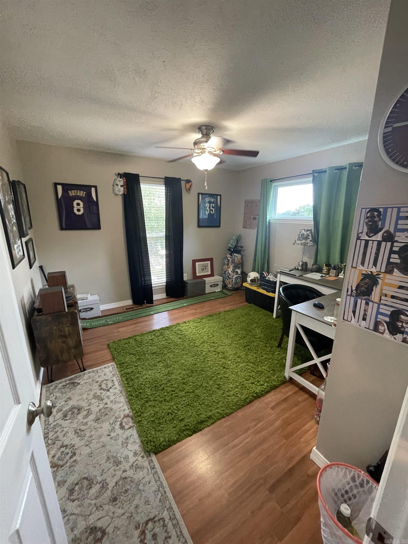 16 Flourite  LITTLE FLOCK, AR