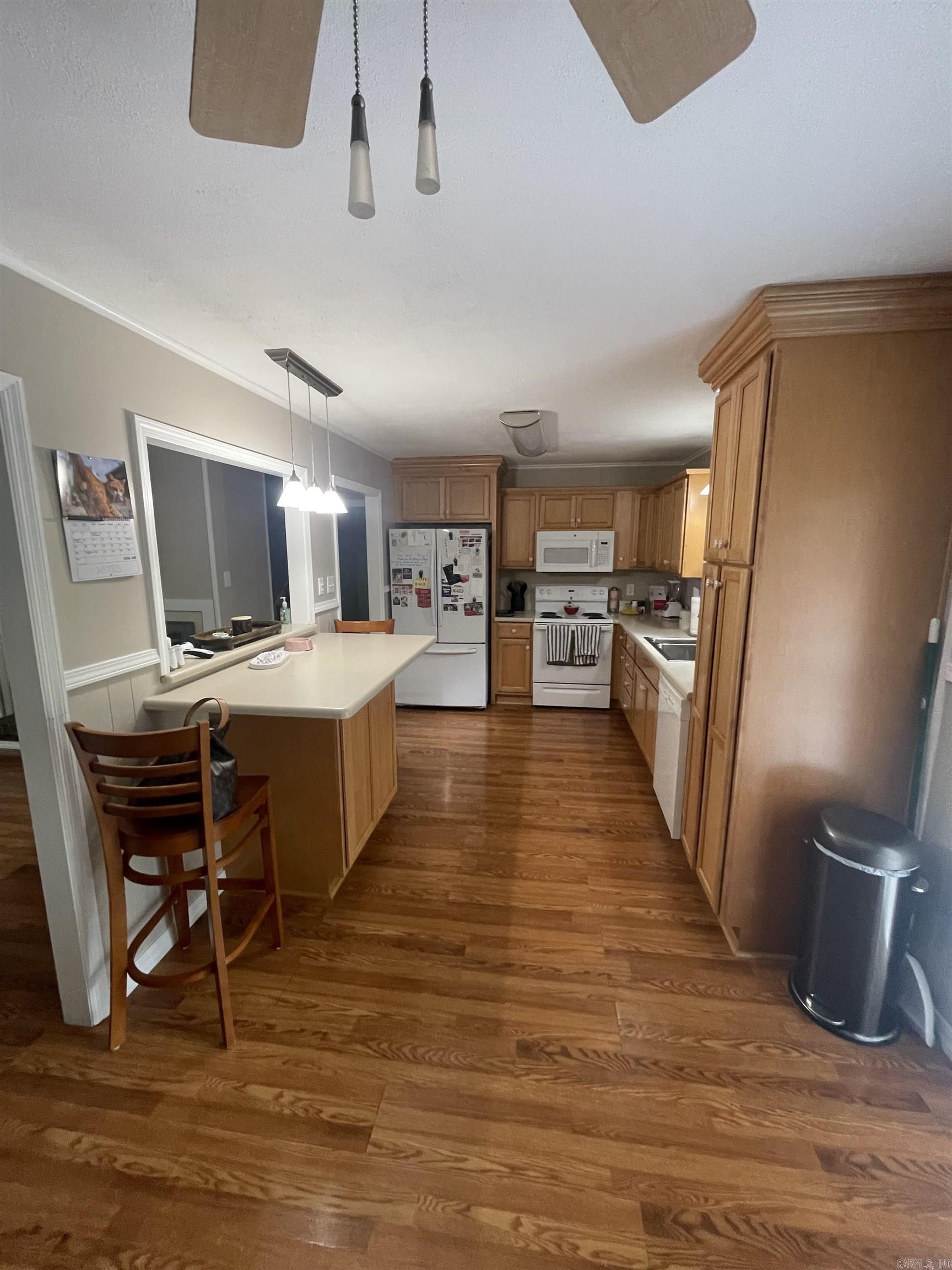 16 Flourite  LITTLE FLOCK, AR