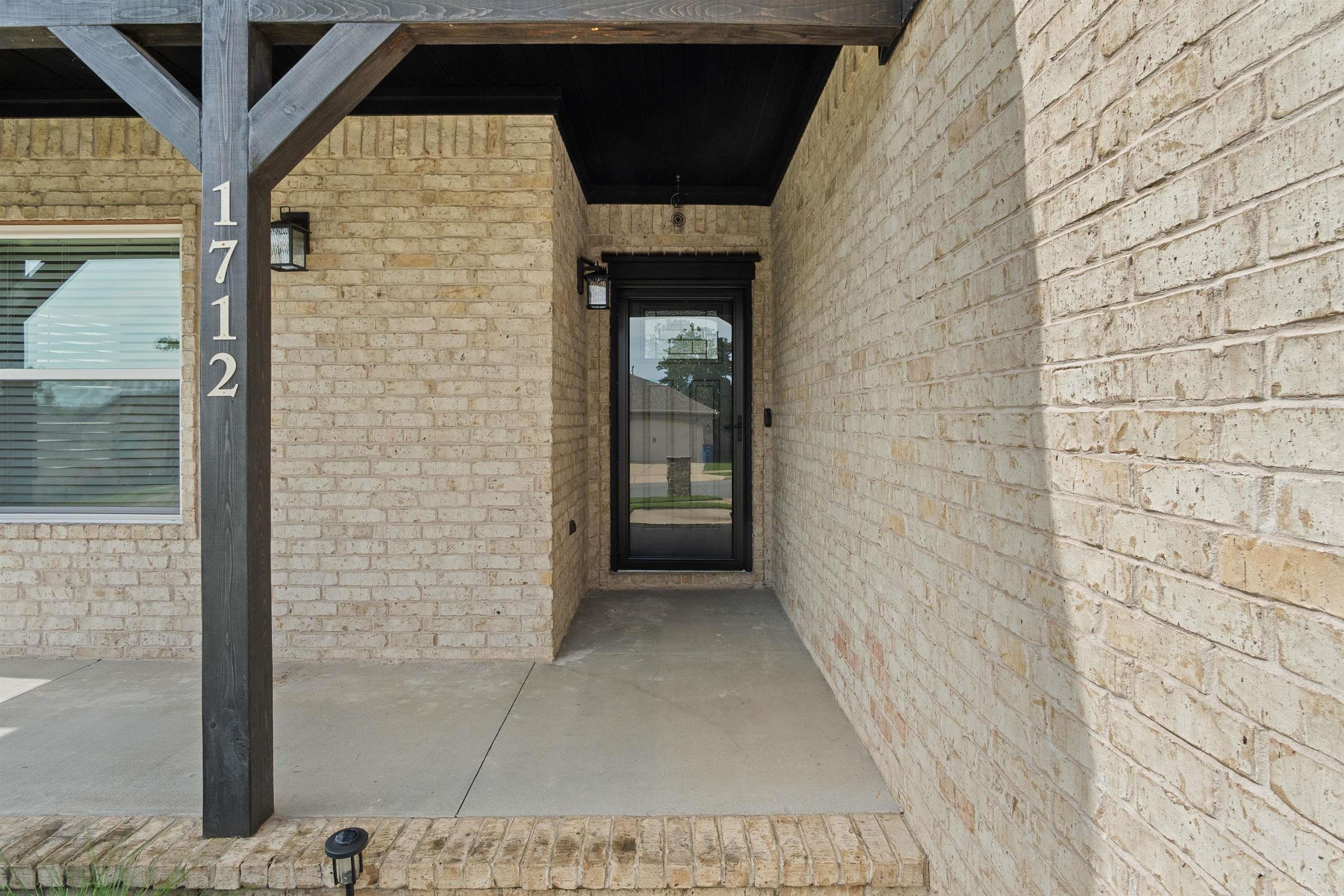 1712 Whitehaven  North Little Rock, AR