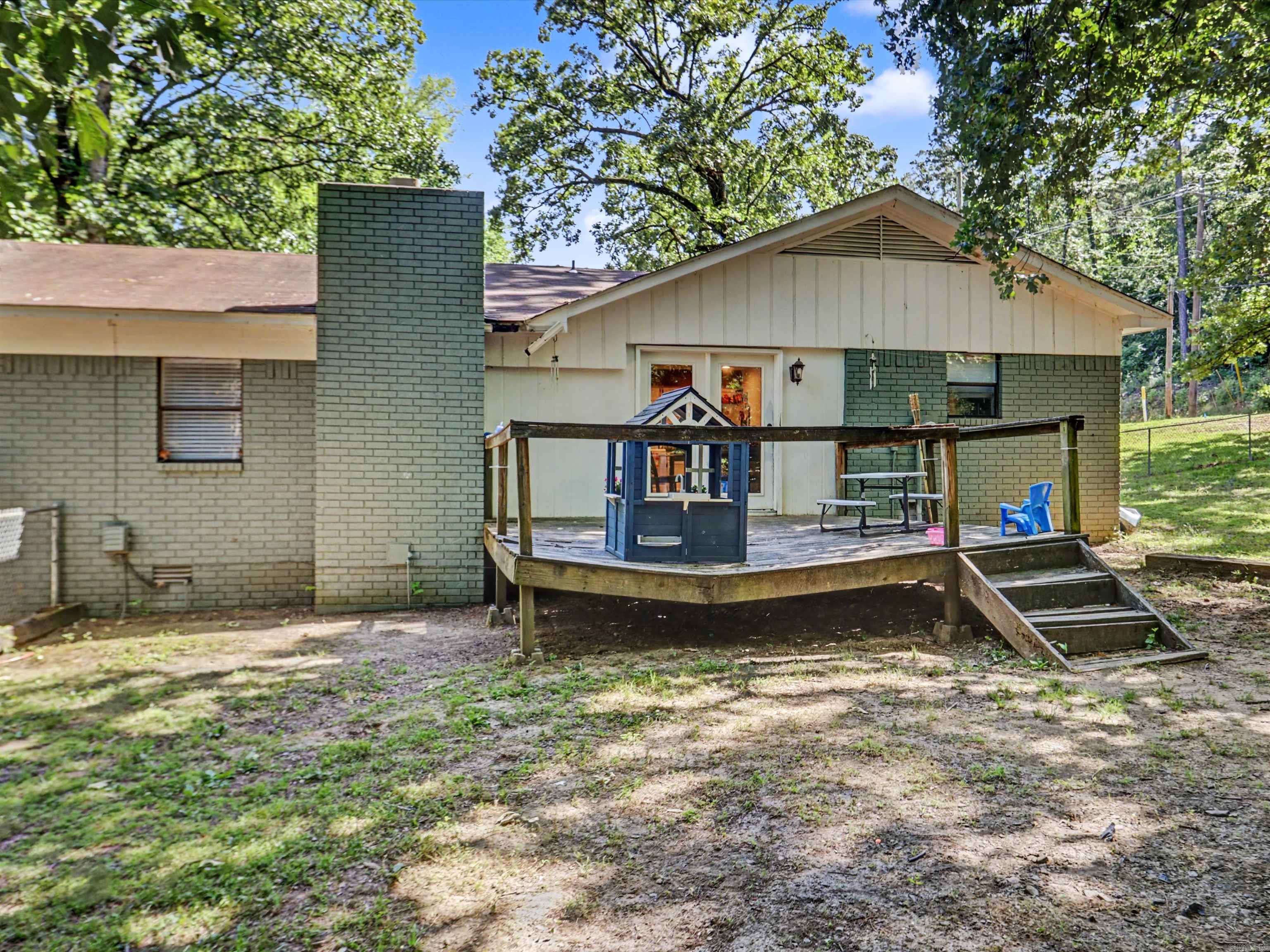 803 Ridgewood  Russellville, AR