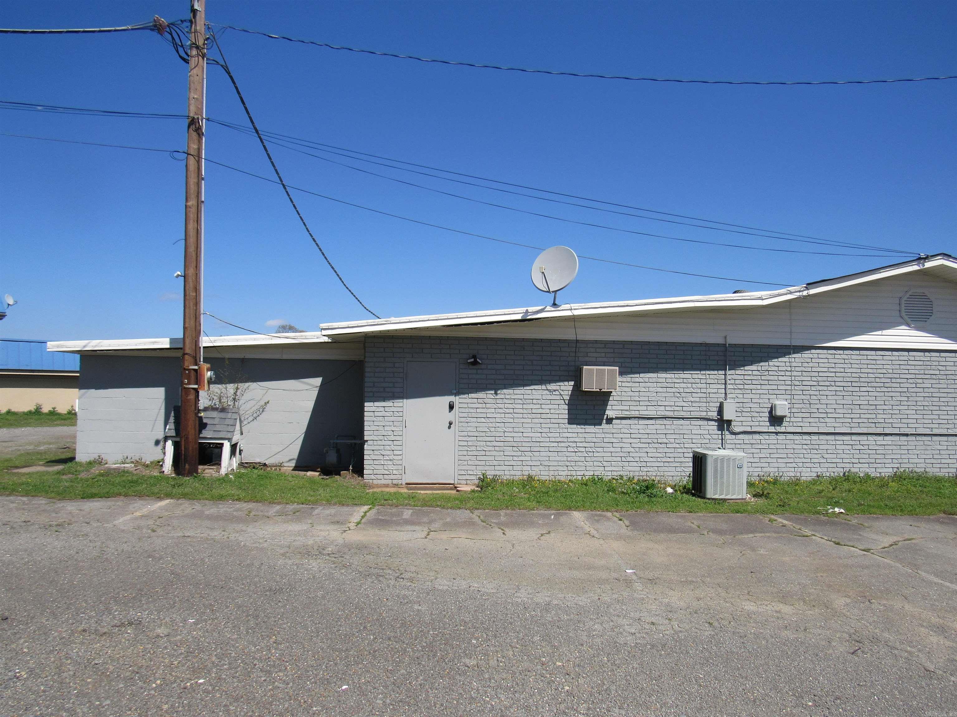 1400 John Harden Formerly Aps Seafood Restaurant Jacksonville, AR