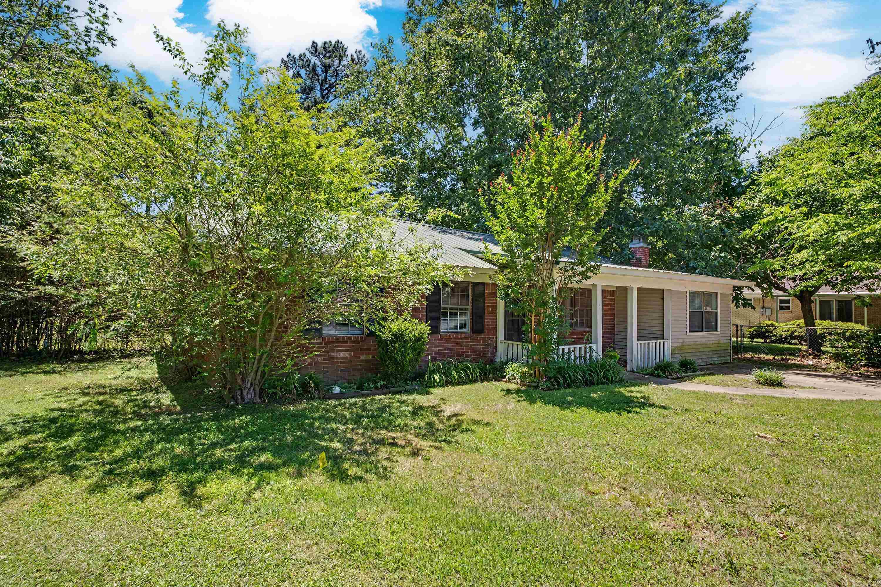 3 Shari Ct.  Little Rock, AR