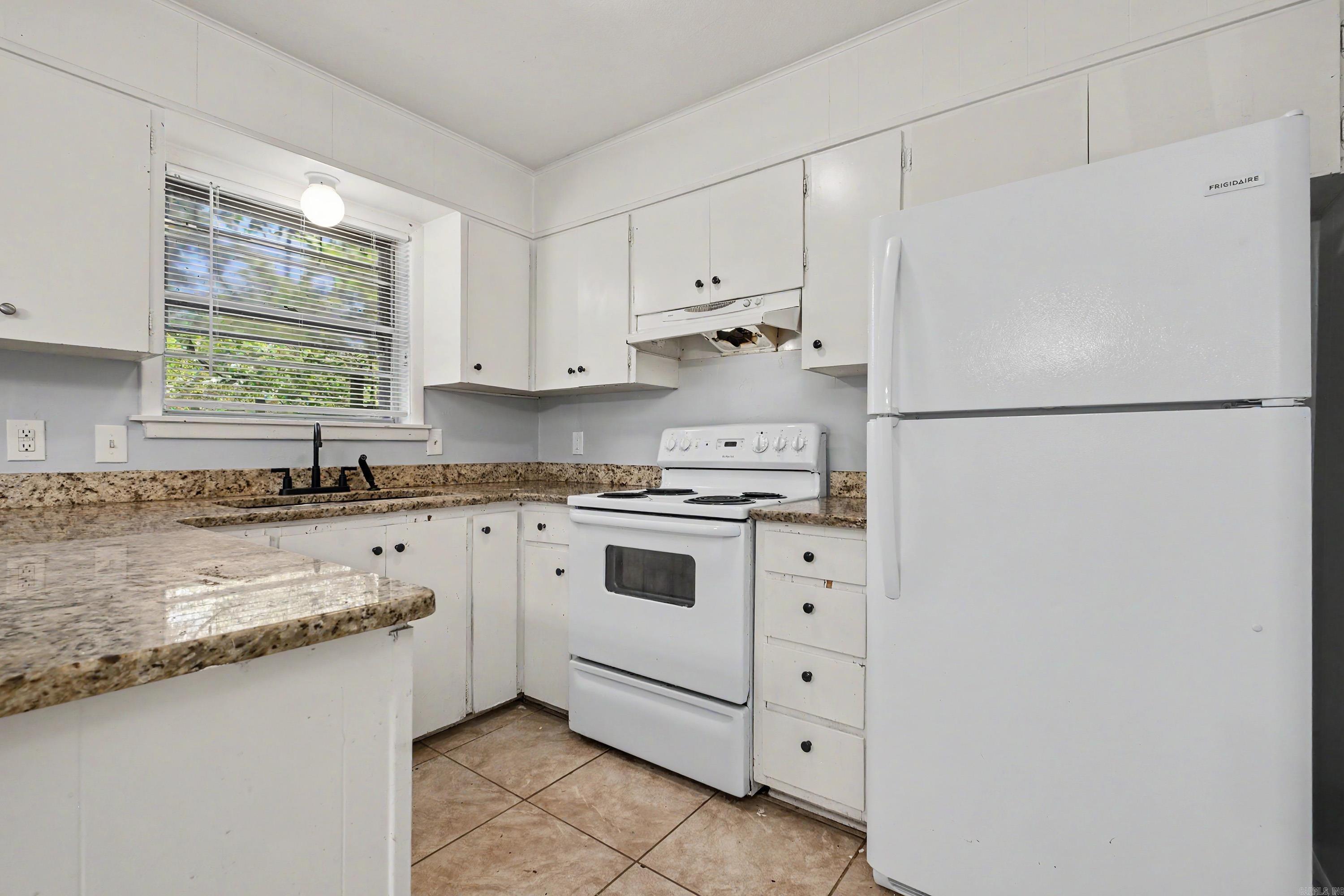 3 Shari Ct.  Little Rock, AR