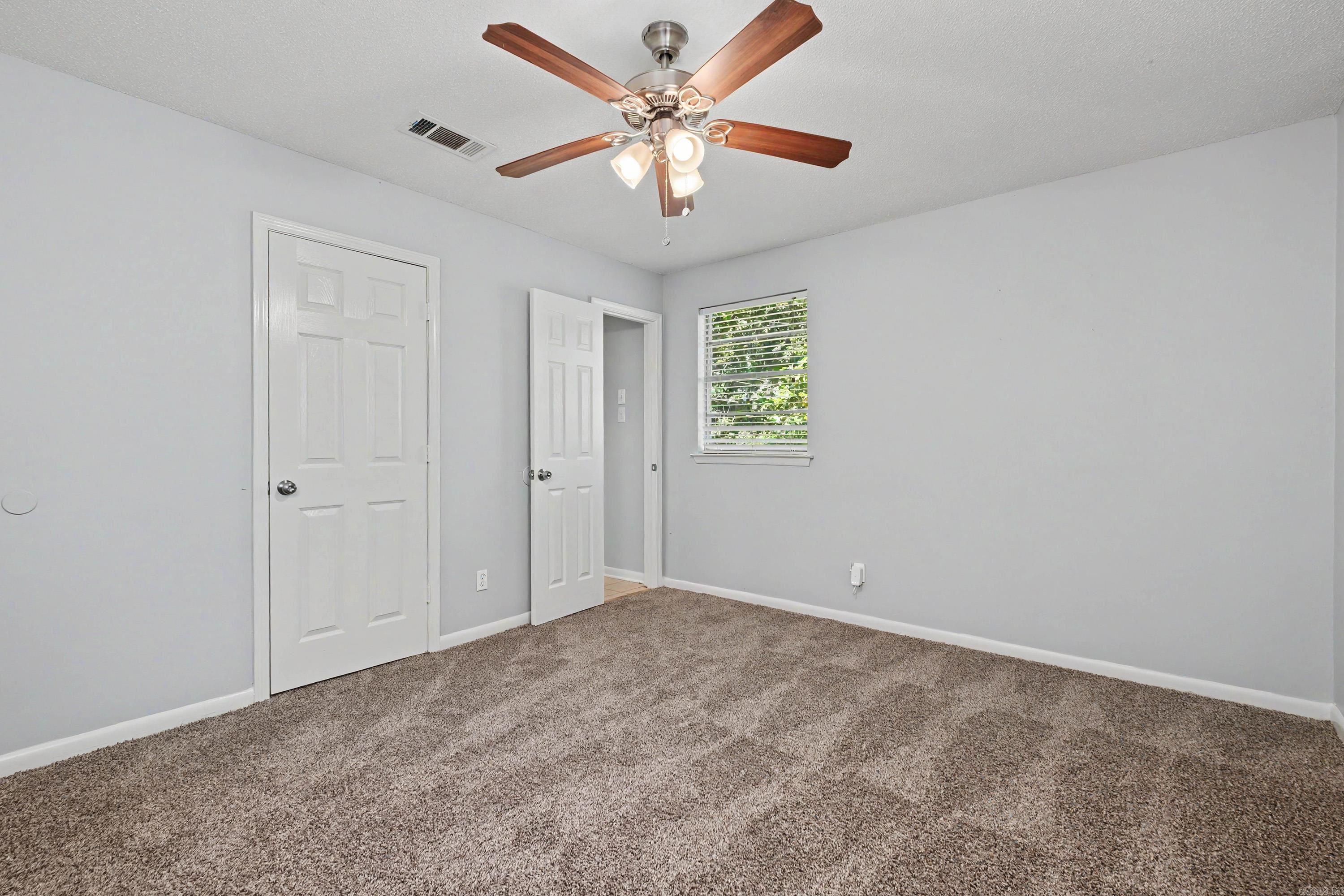 19 Donnelle Dr.  Sherwood, AR