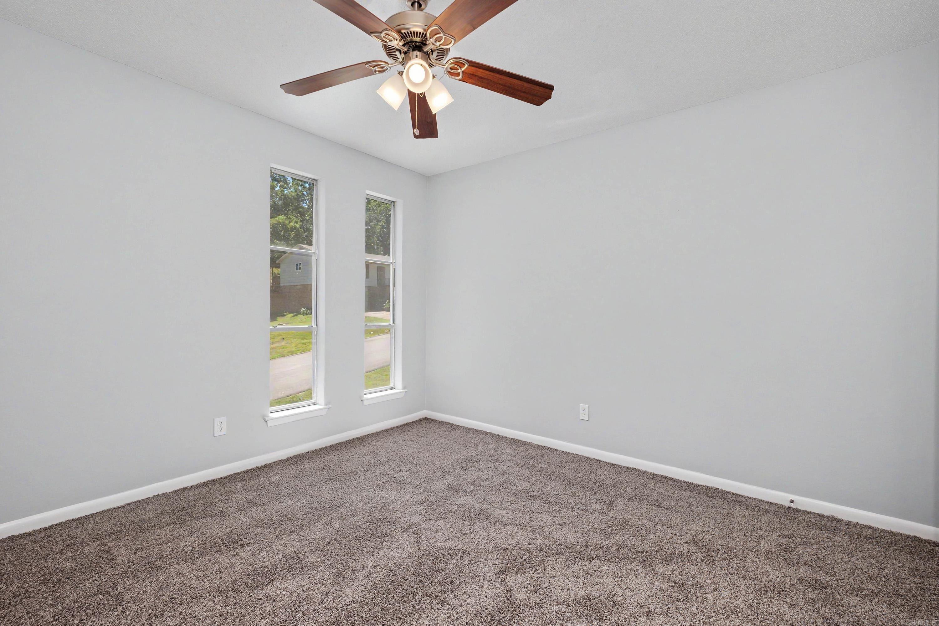 19 Donnelle Dr.  Sherwood, AR