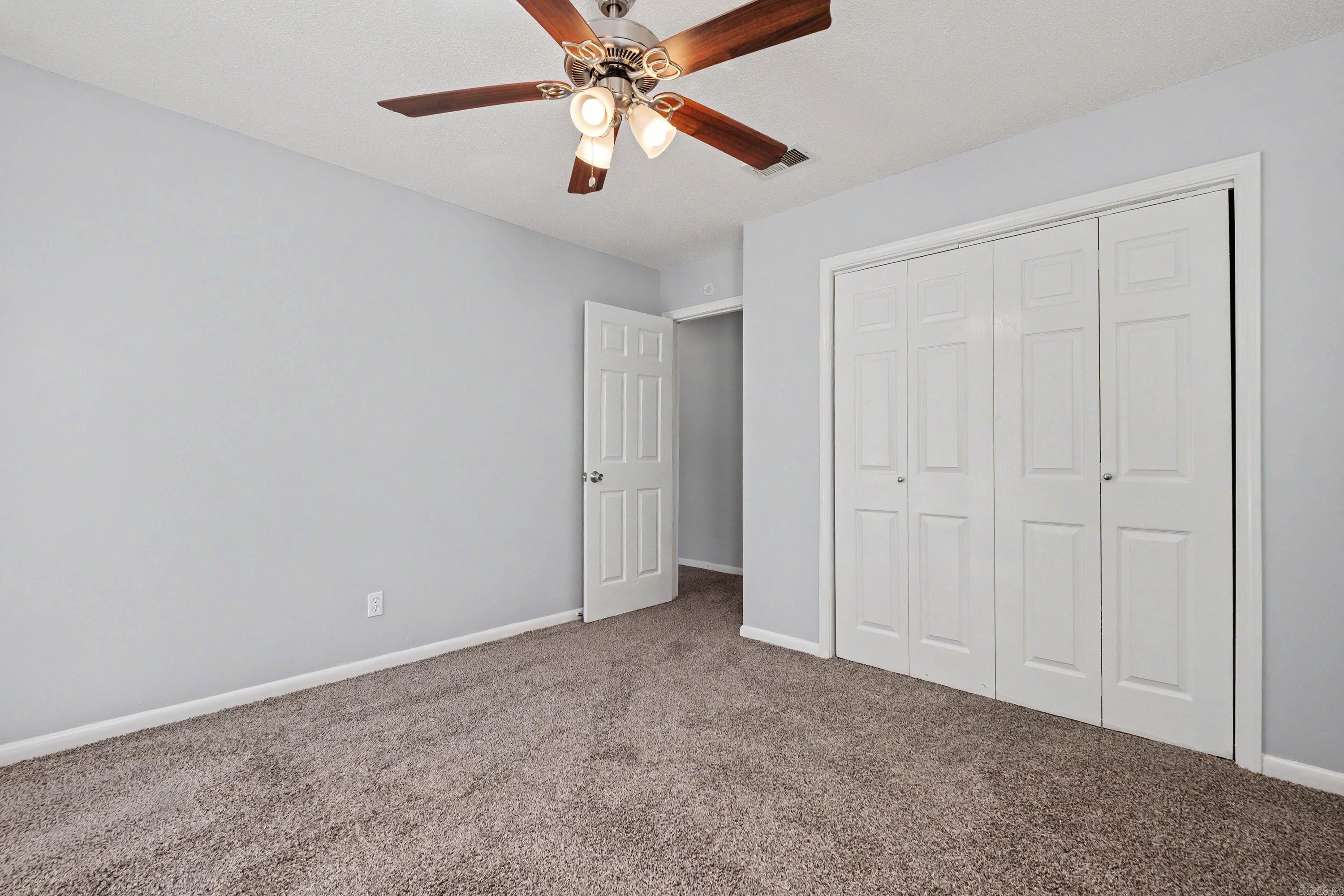 19 Donnelle Dr.  Sherwood, AR