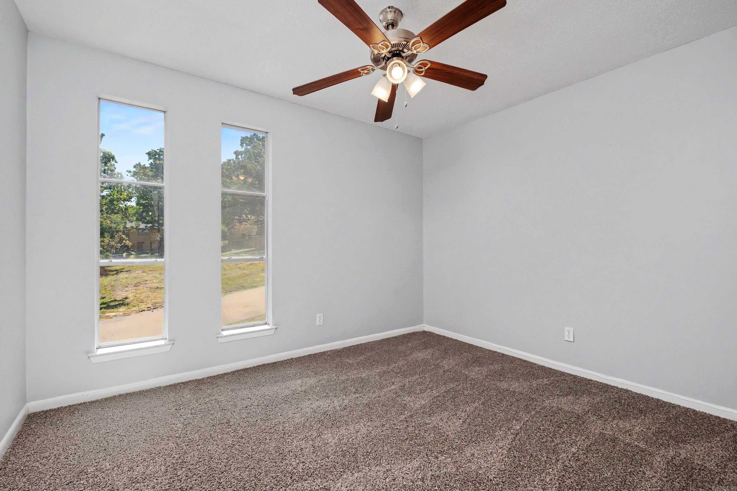 19 Donnelle Dr.  Sherwood, AR