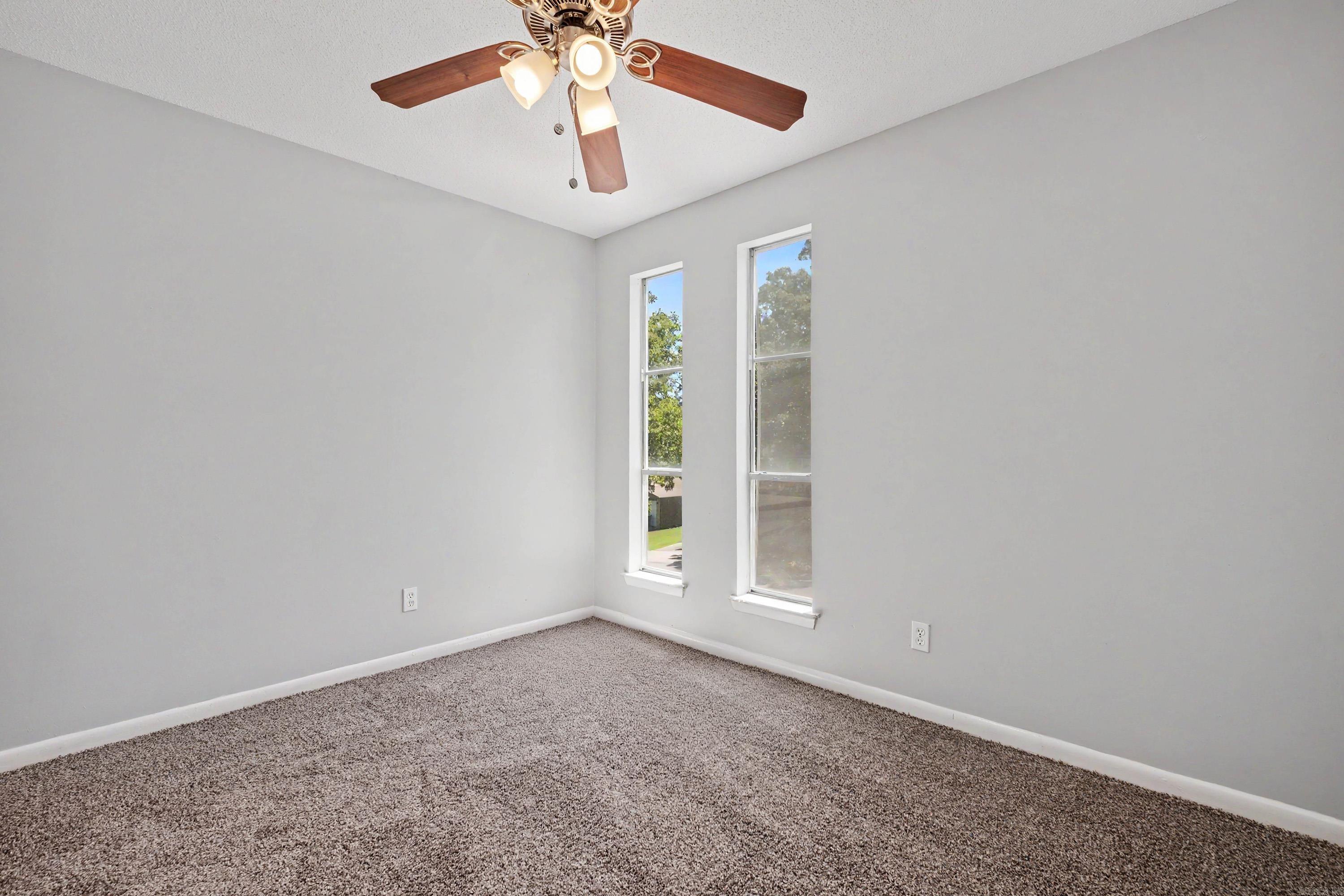 19 Donnelle Dr.  Sherwood, AR