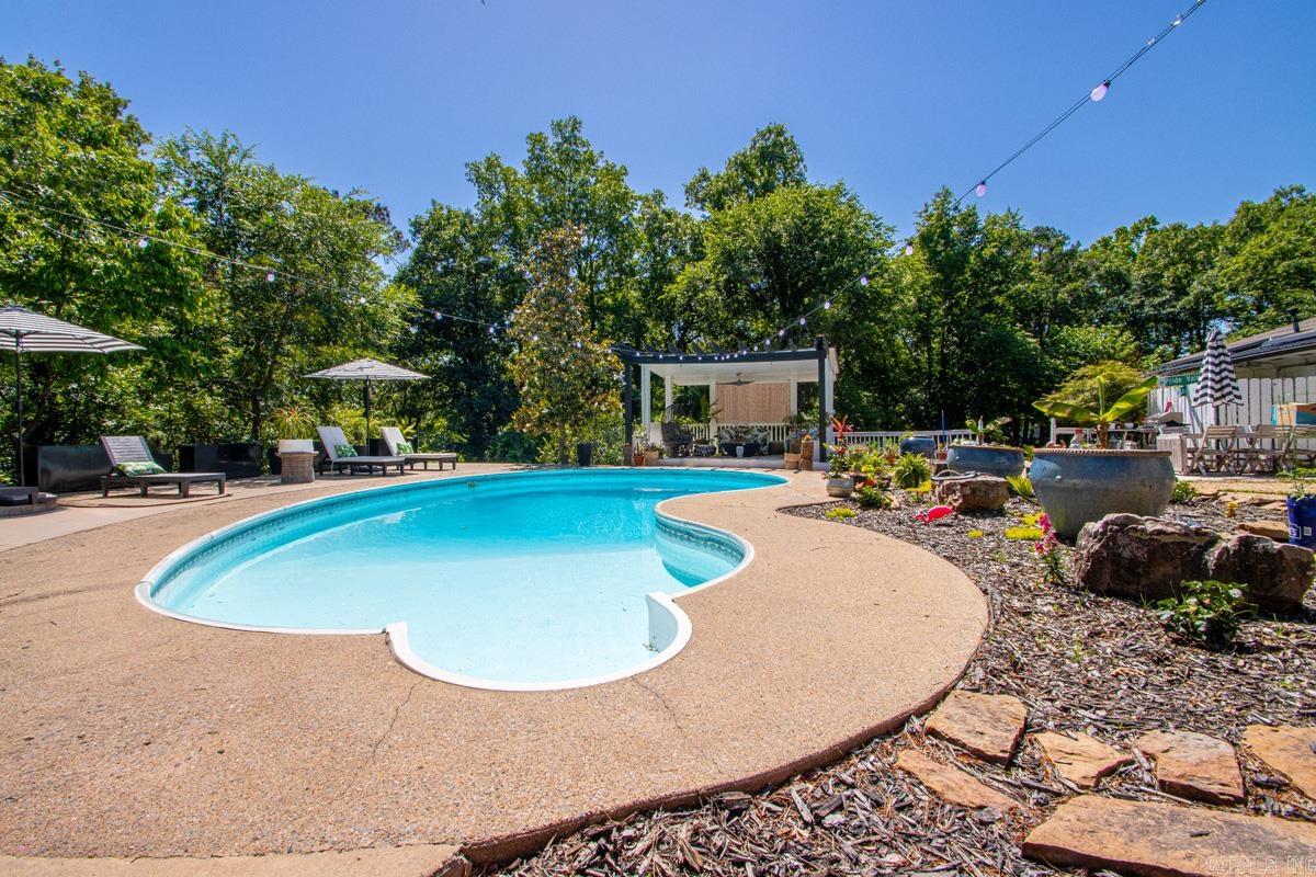 16325 Pride Valley Rd  Little Rock, AR