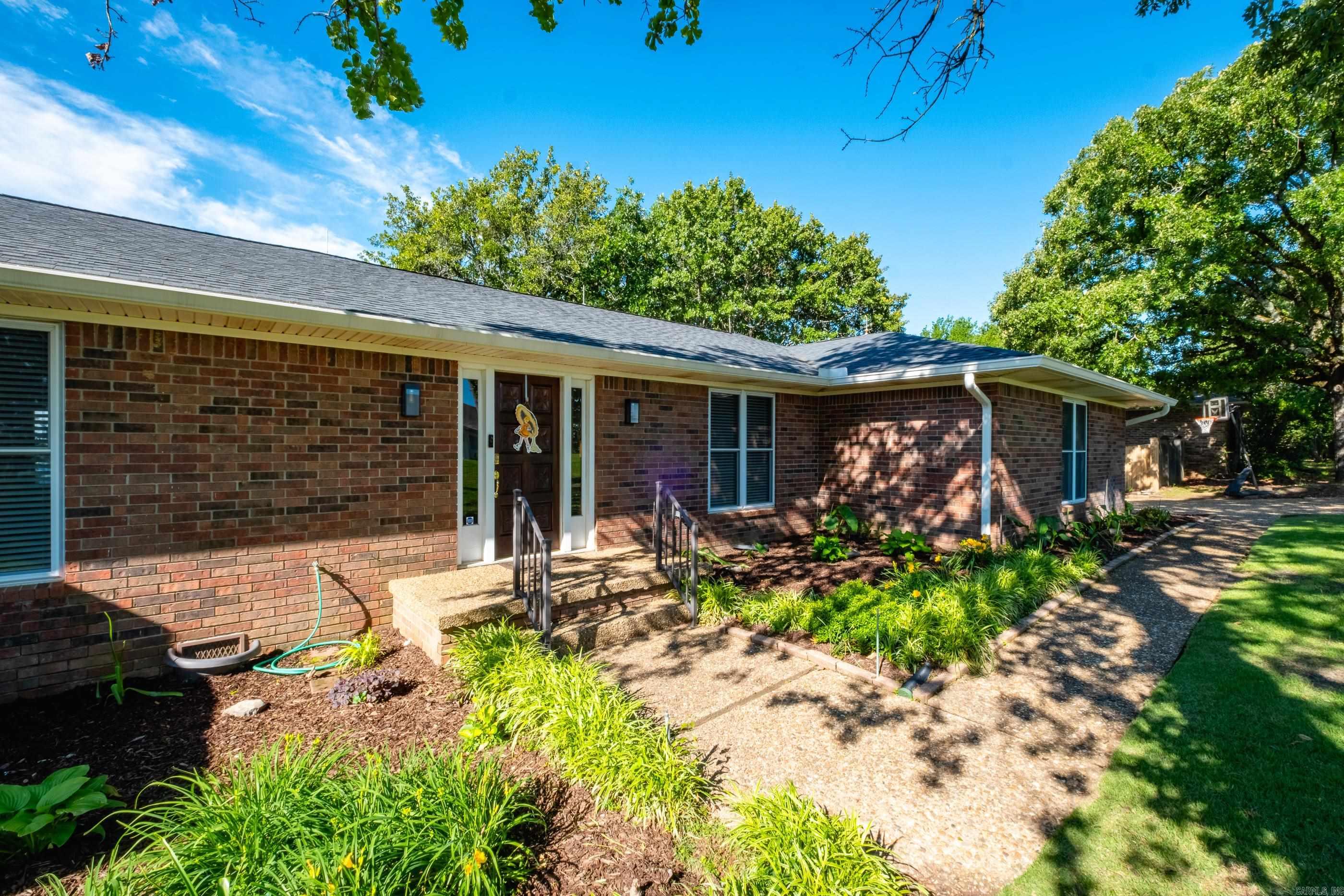 13241 Rivercrest  Little Rock, AR