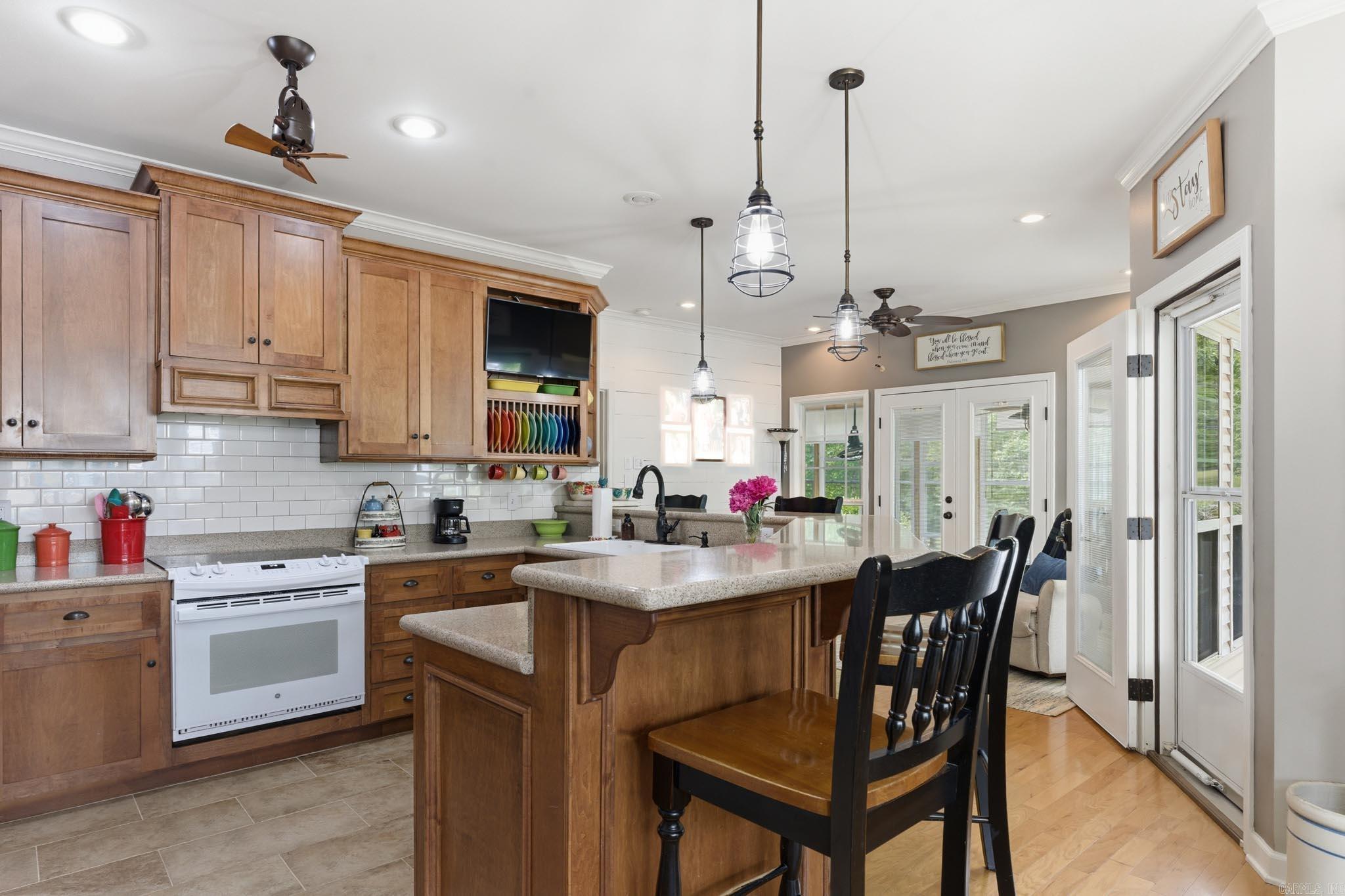 1810 Berry Mountain  Paron, AR