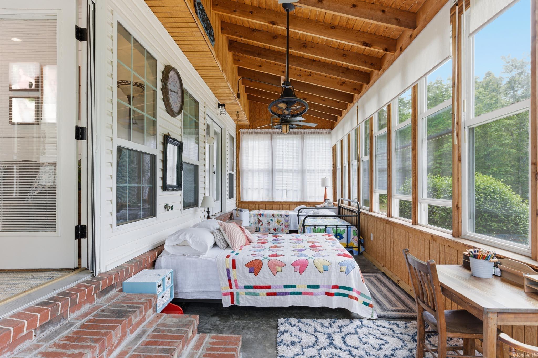 1810 Berry Mountain  Paron, AR