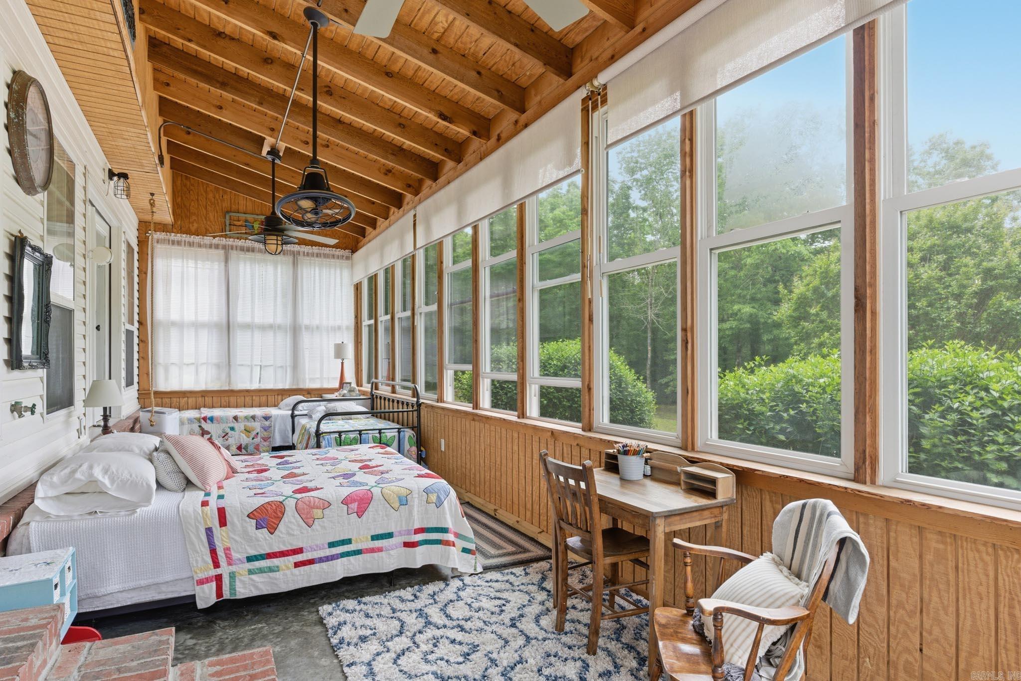 1810 Berry Mountain  Paron, AR