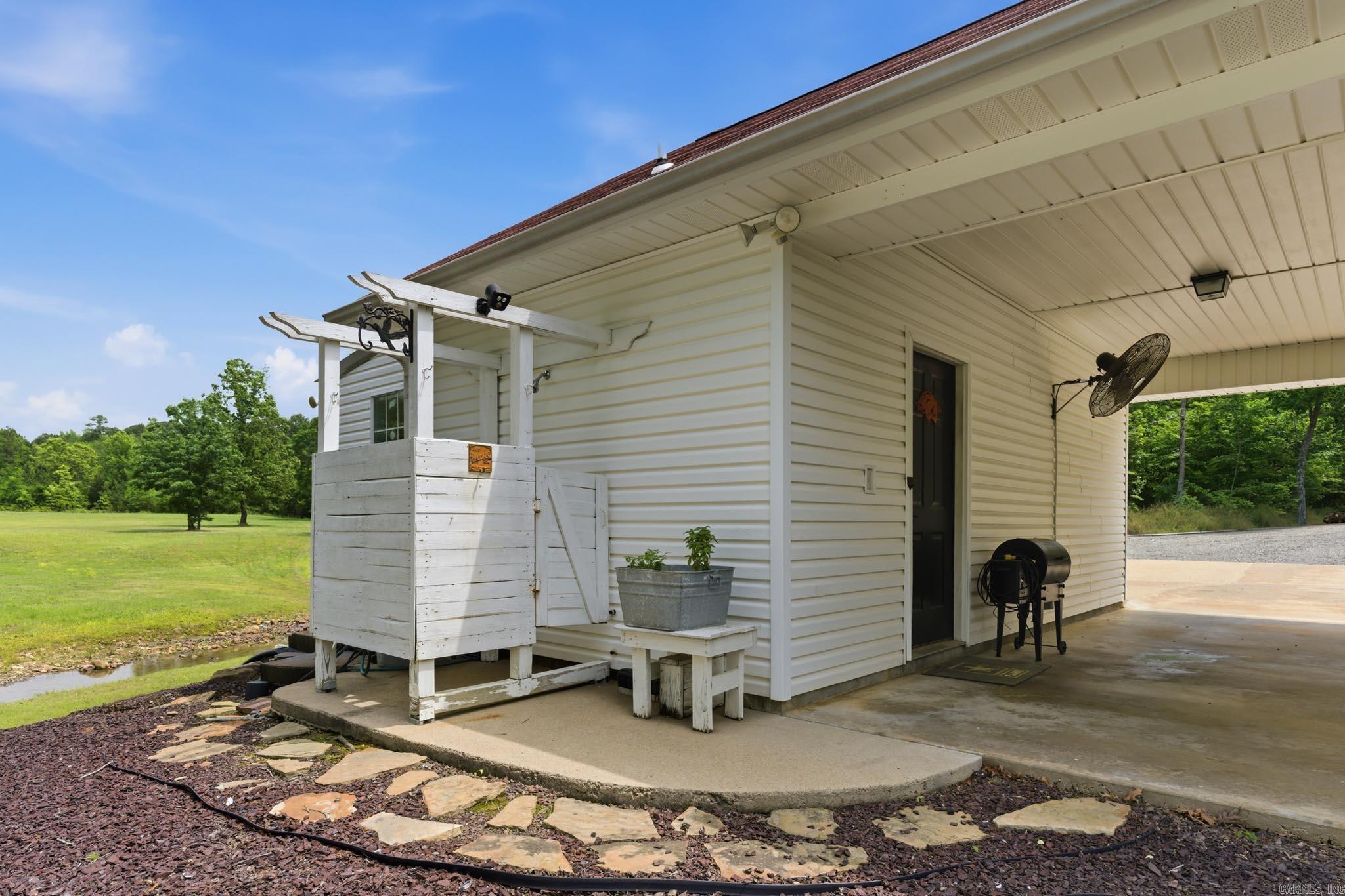 1810 Berry Mountain  Paron, AR