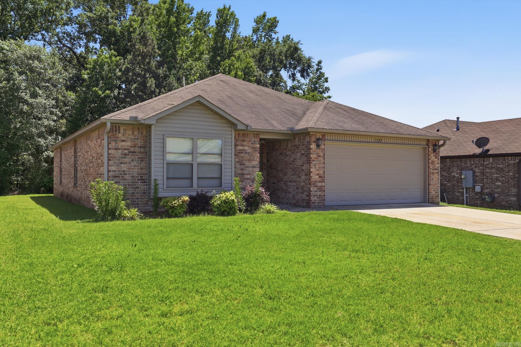 1129 Meadows Edge  Alexander, AR