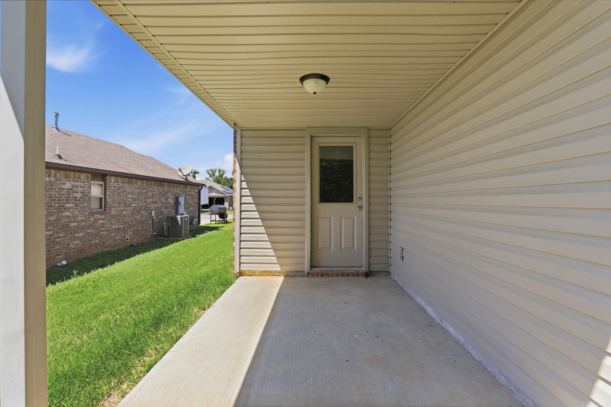 1129 Meadows Edge  Alexander, AR