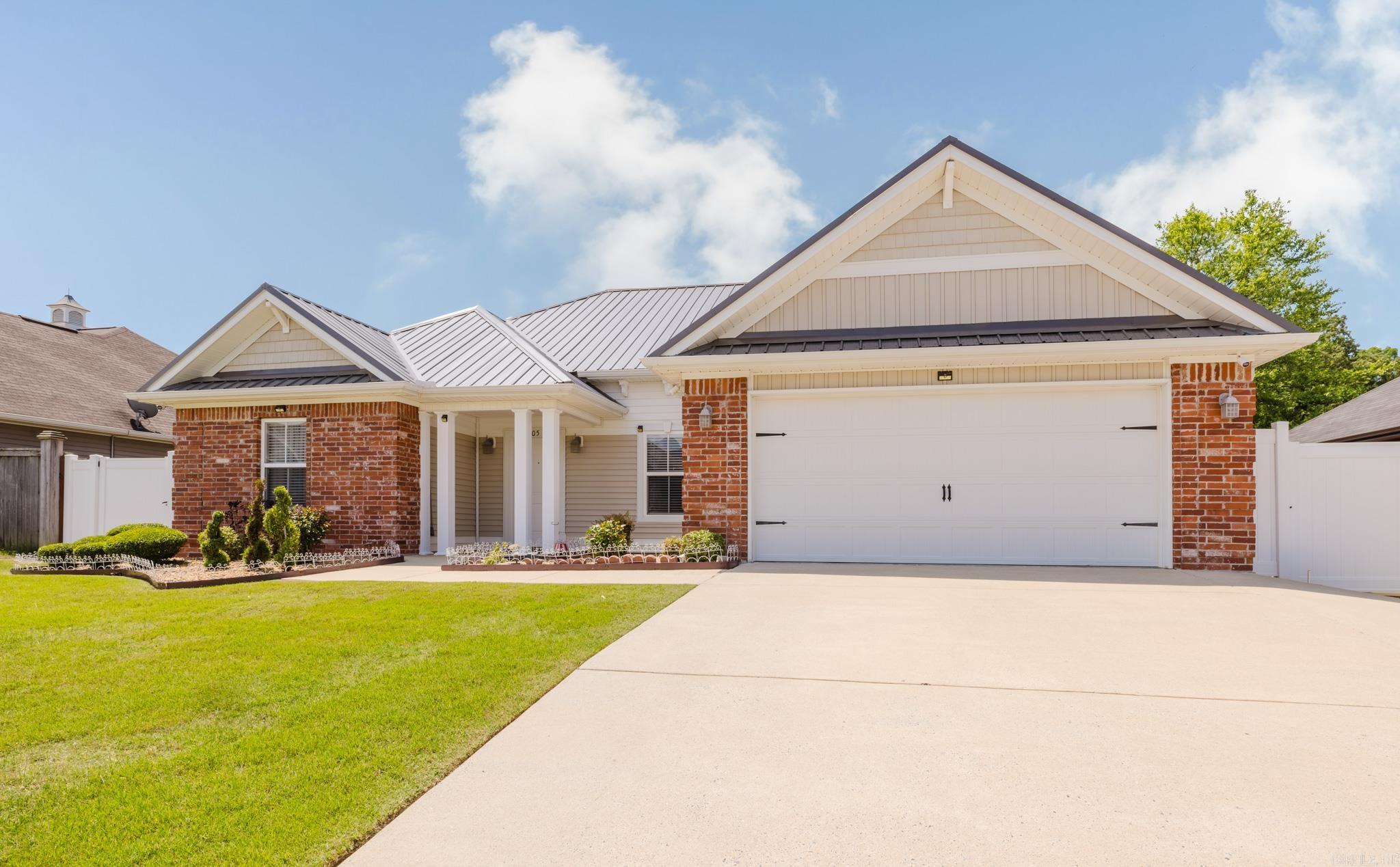 605 Surrey  Benton, AR