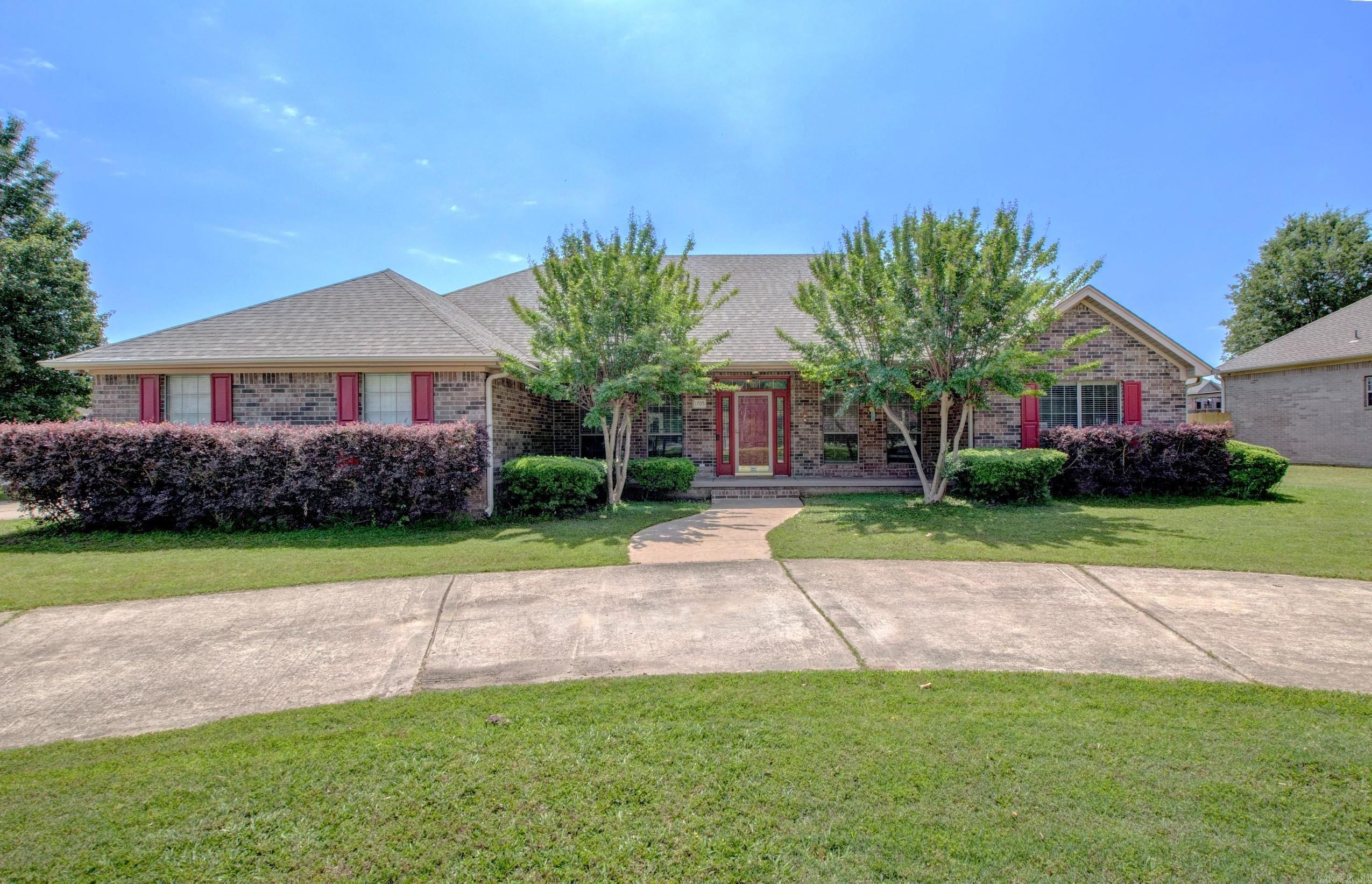 1705 N Lincoln  Cabot, AR