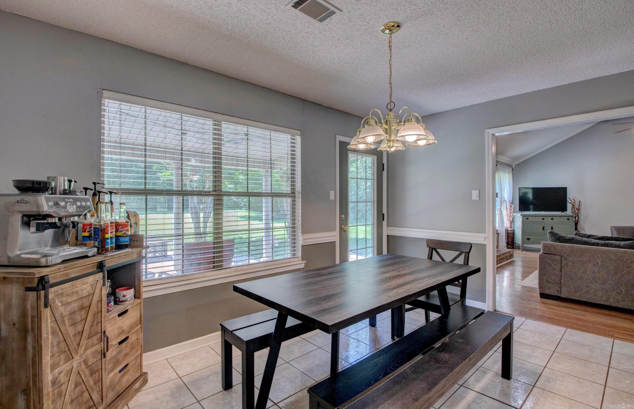 1705 N Lincoln  Cabot, AR