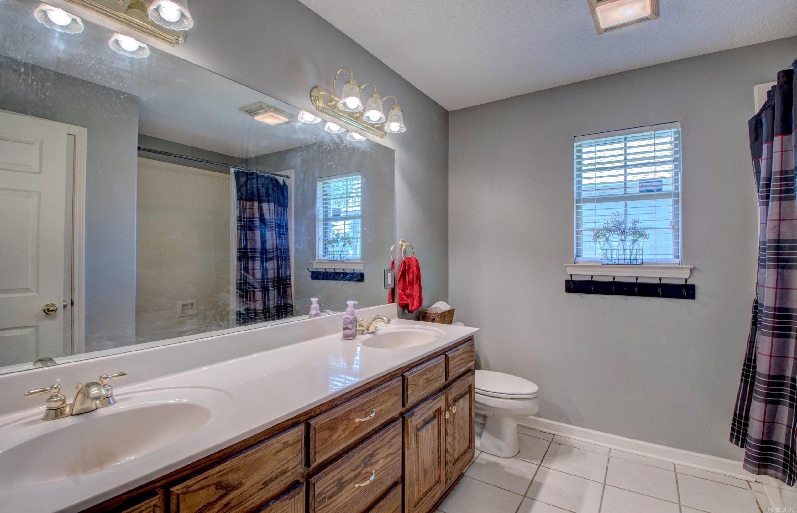 1705 N Lincoln  Cabot, AR