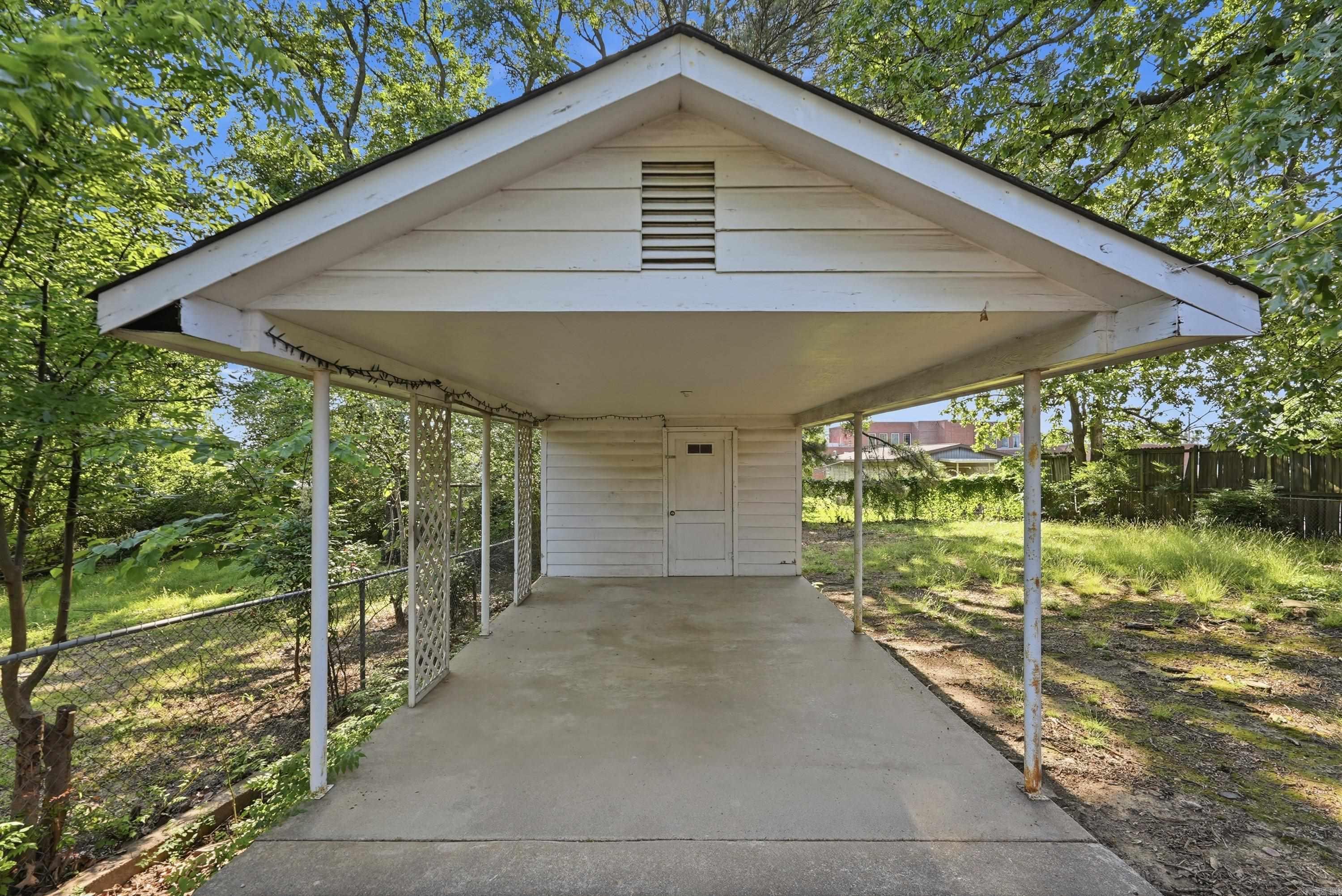 3902 N Cypress St  North Little Rock, AR