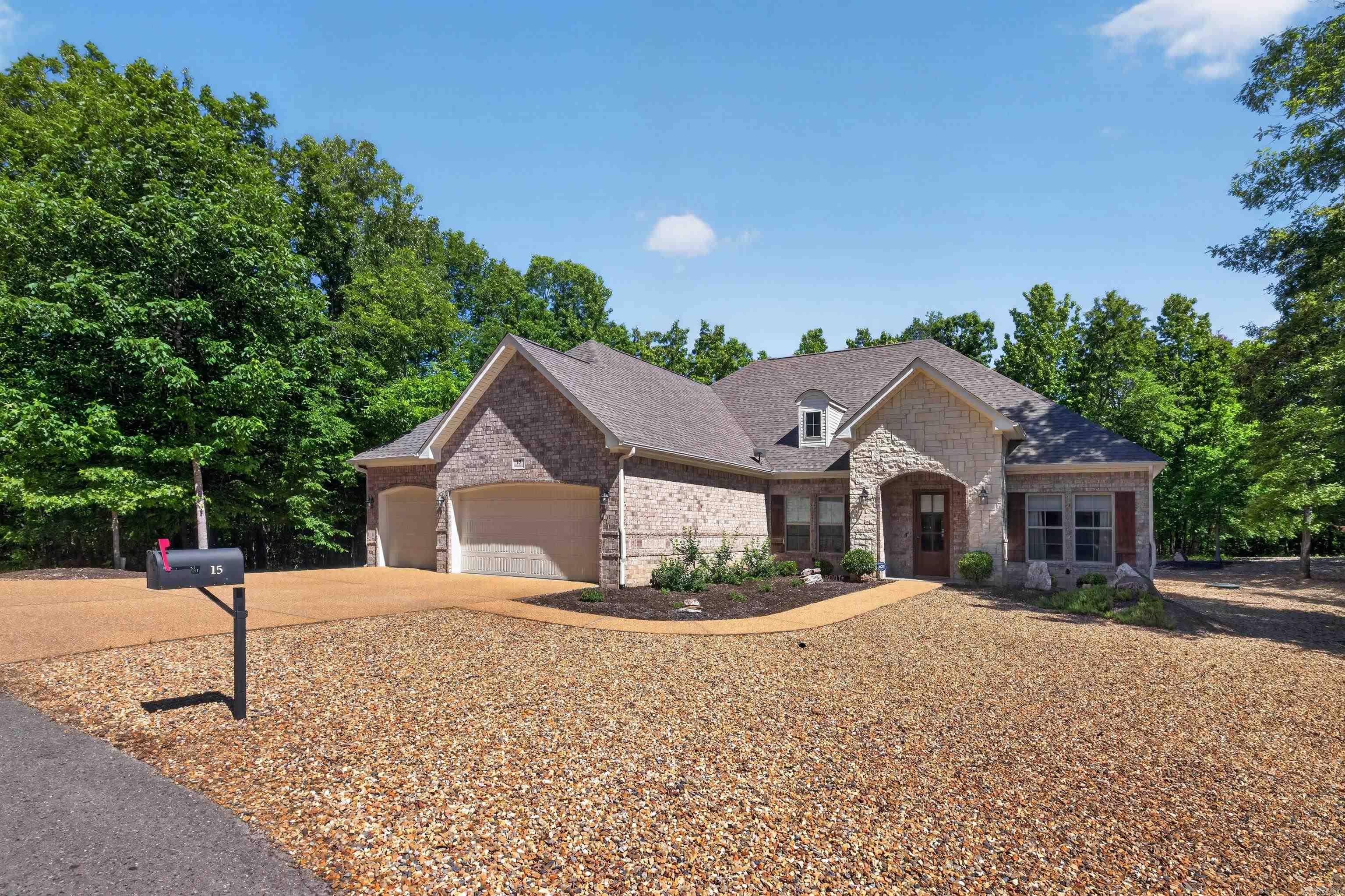 15 Tranquilo Lane  Hot Springs Village, AR