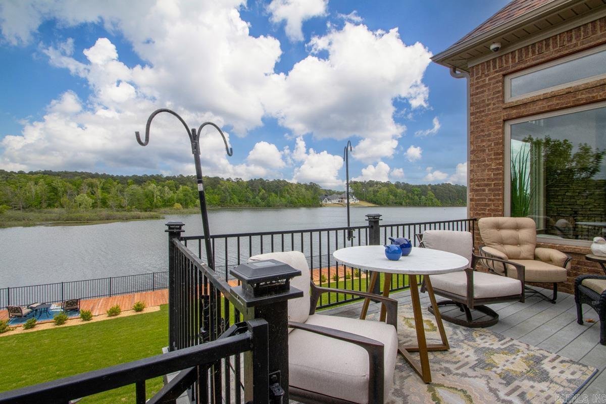7016 WESTSHORE  Benton, AR